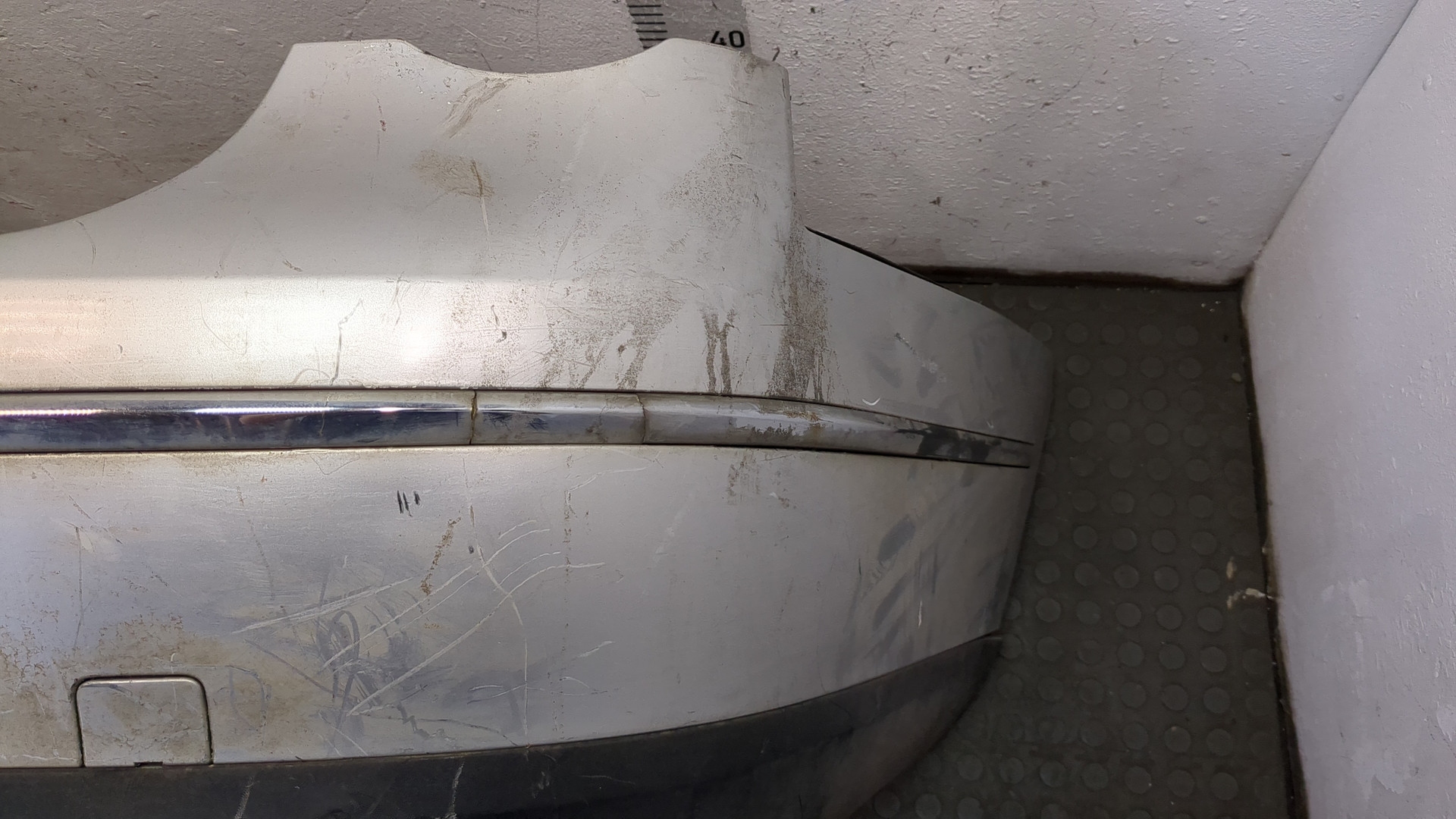 Бампер задний