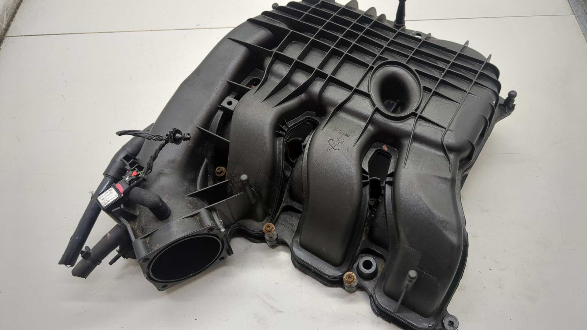 Коллектор впускной