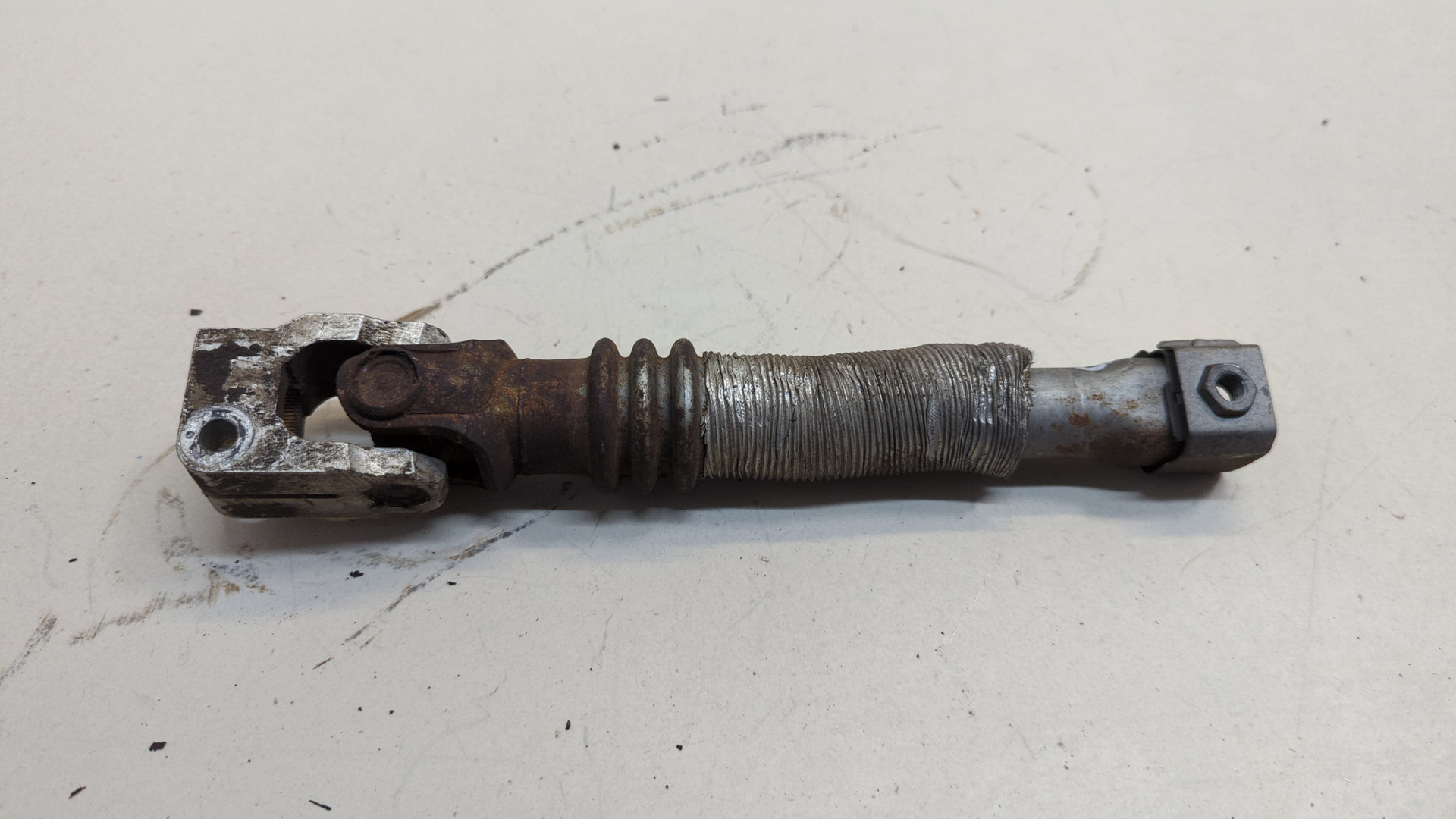 Кардан рулевой