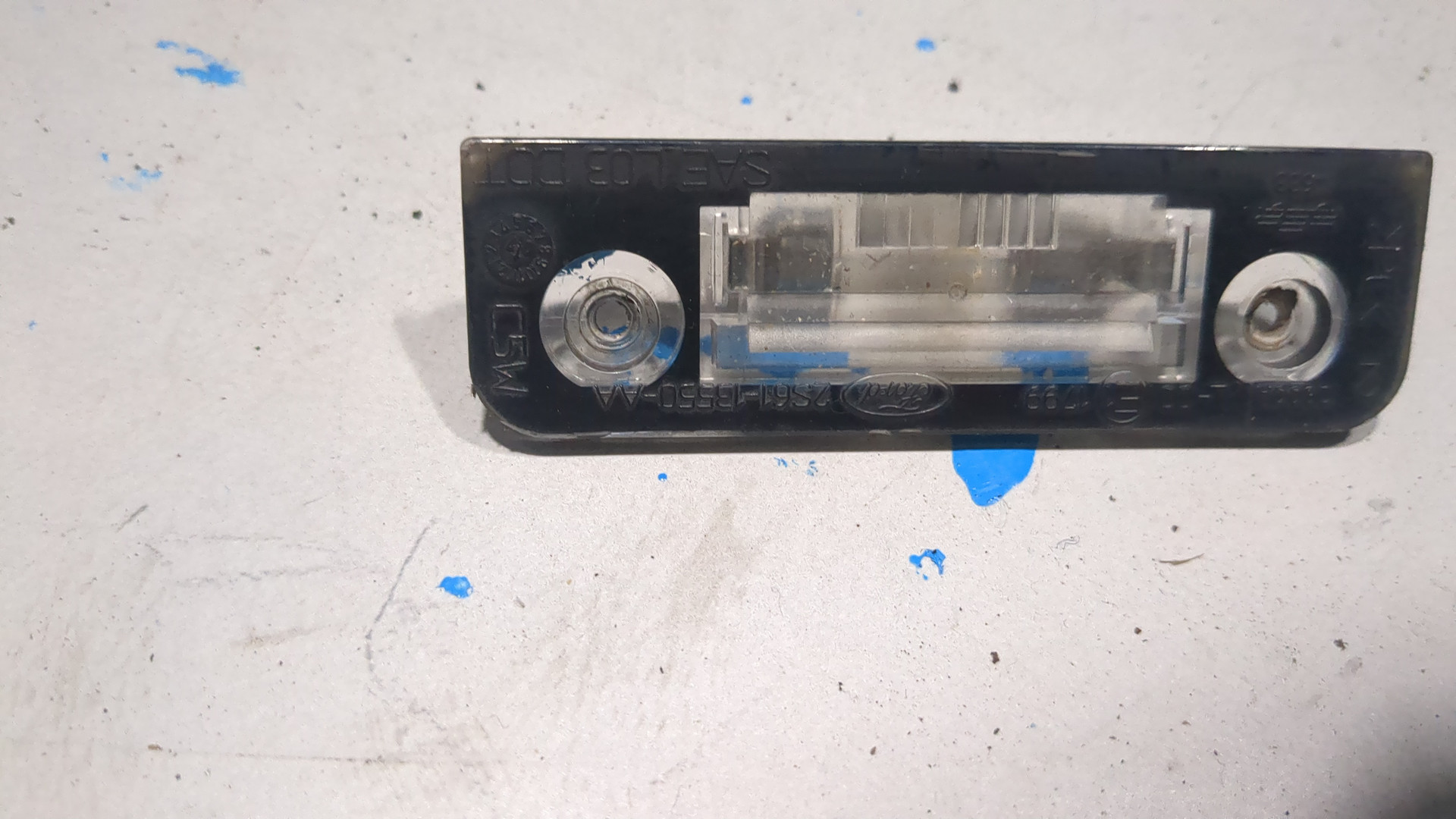 Фонарь подсветки номера