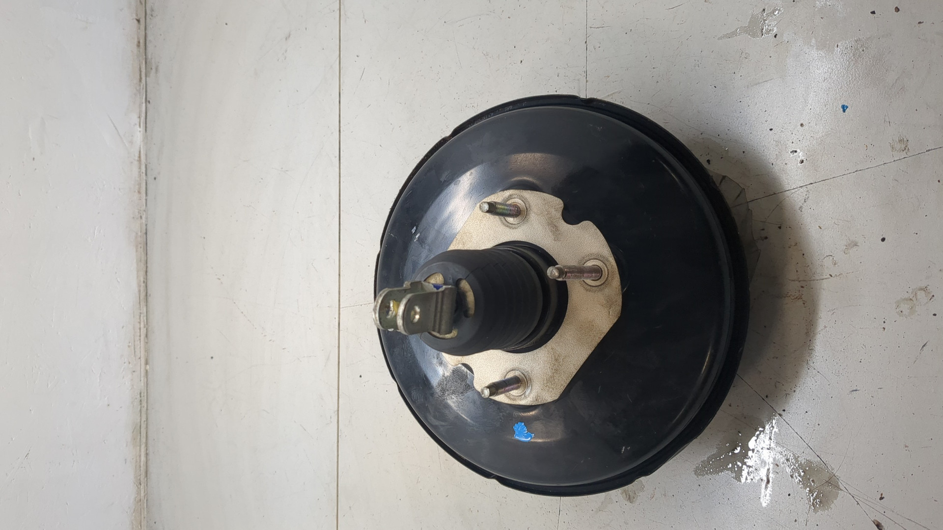 Усилитель тормозов вакуумный