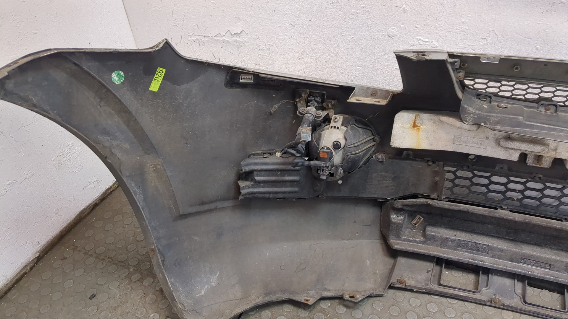 Бампер передний