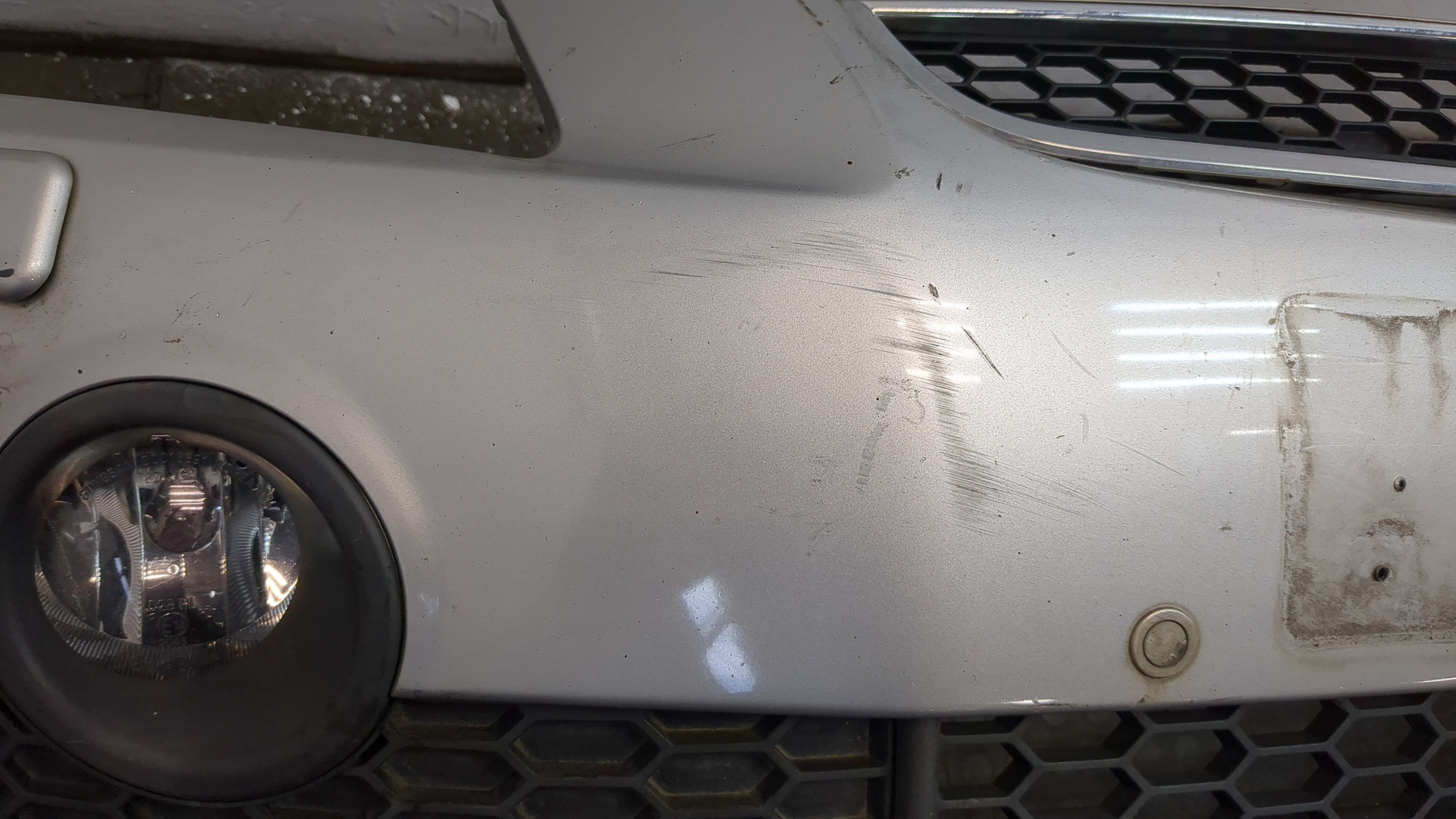 Бампер передний