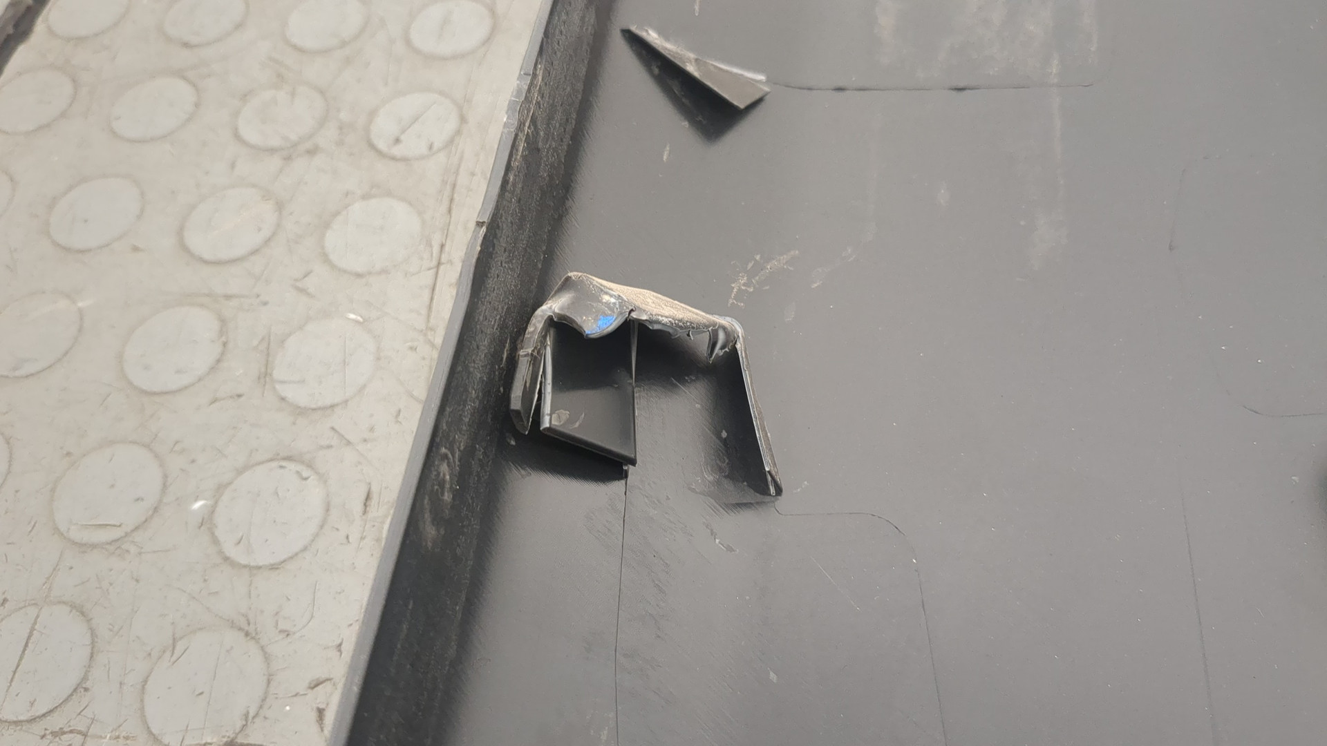 Обшивка стойки