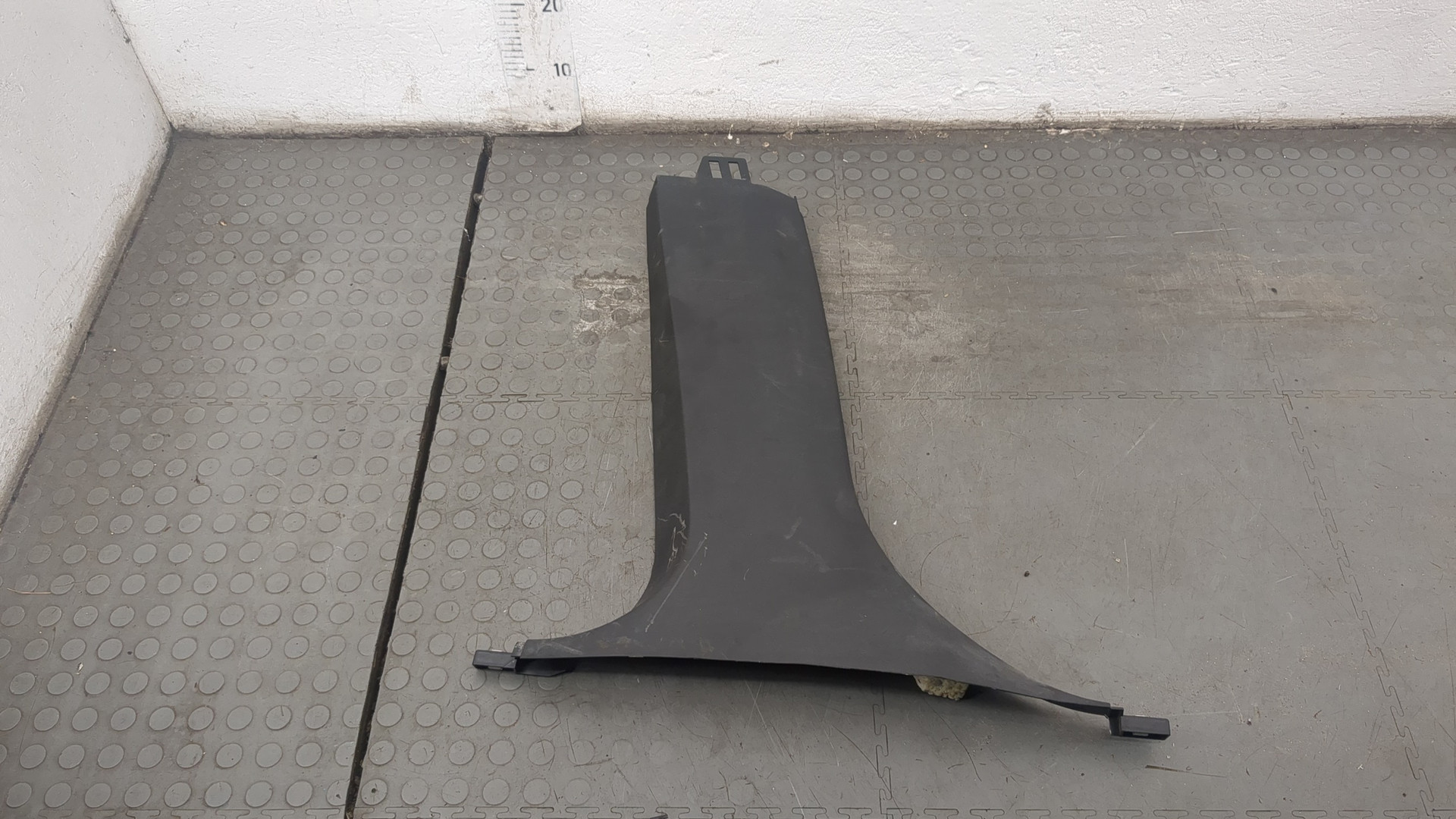 Обшивка стойки