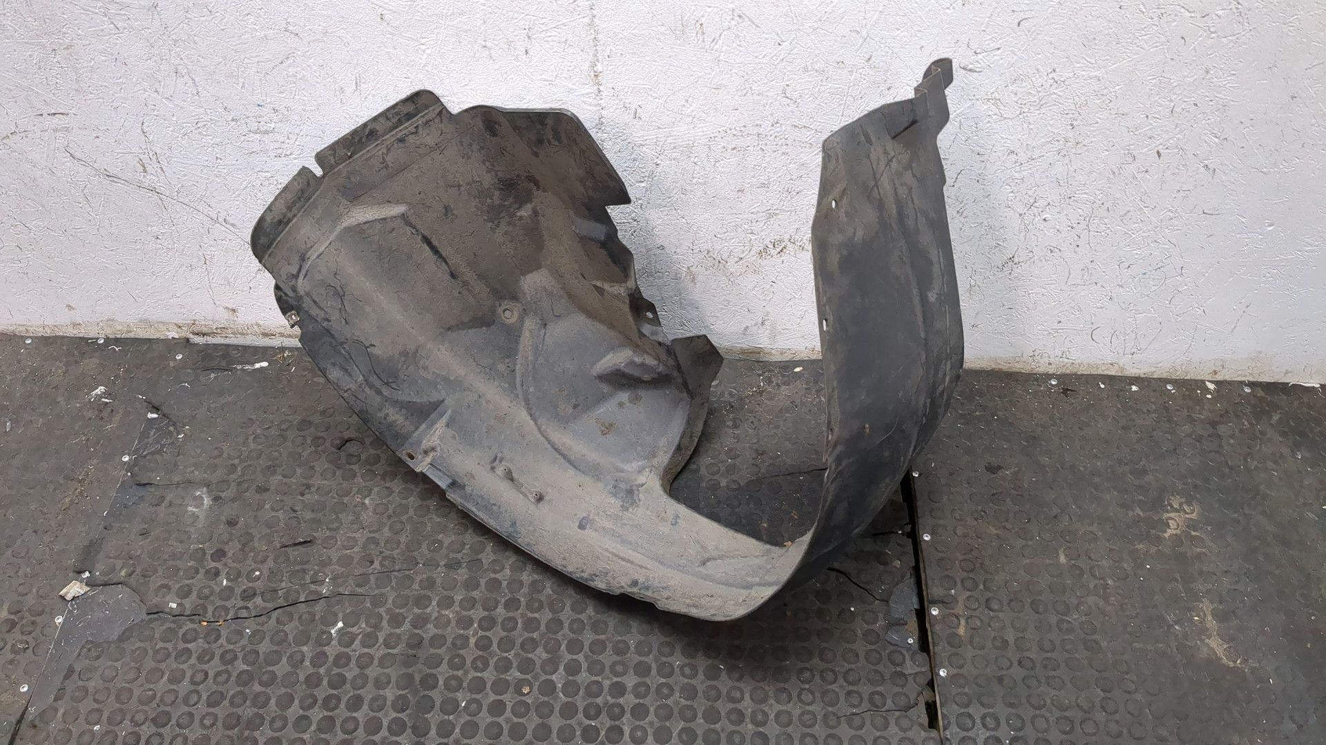 Локер передний правый