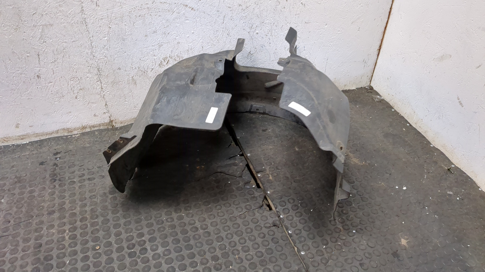 Локер передний правый