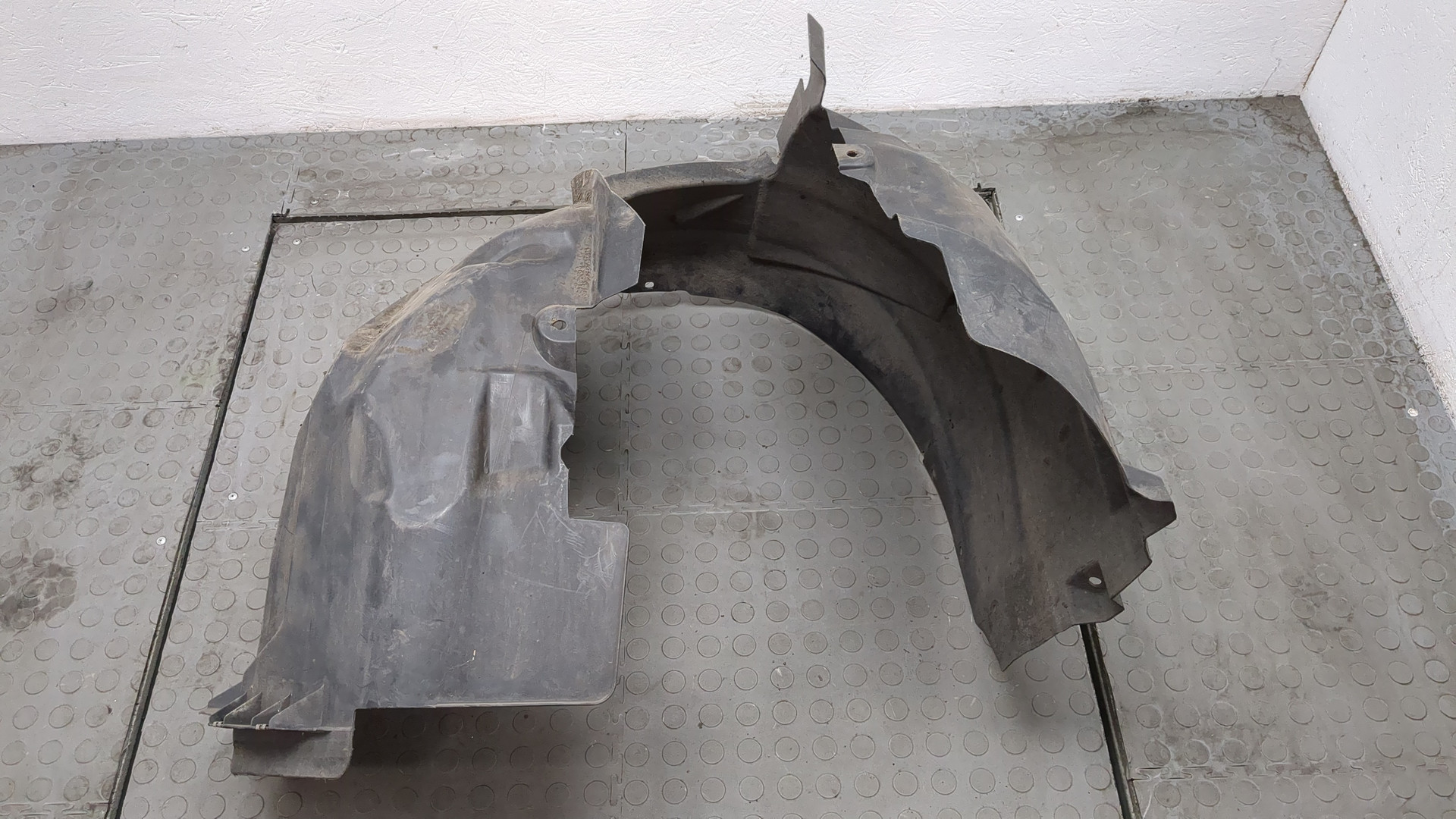 Локер передний правый