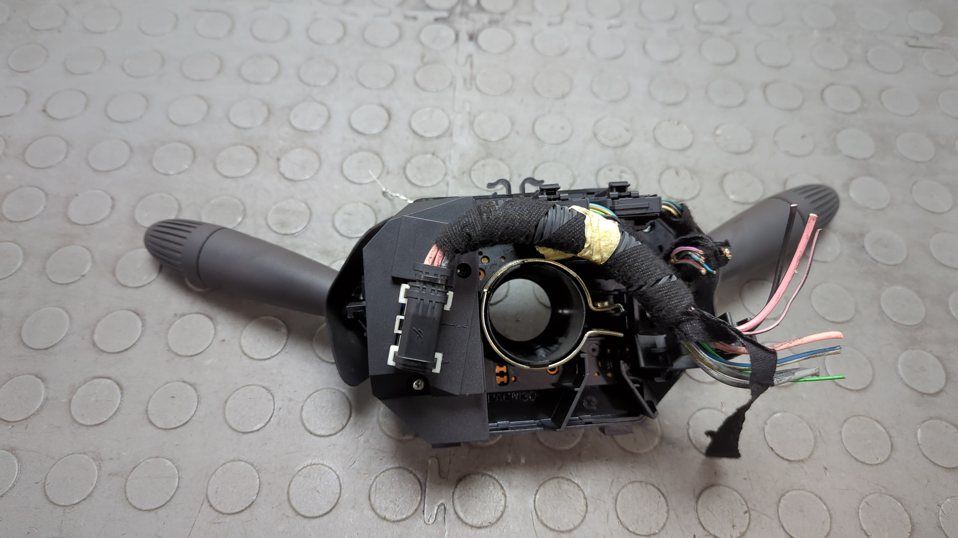 Переключатель подрулевой