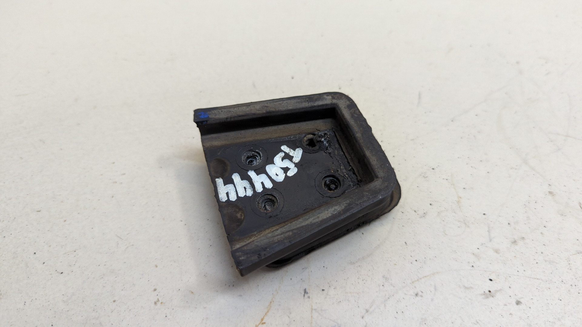 Отбойник переднего амортизатора