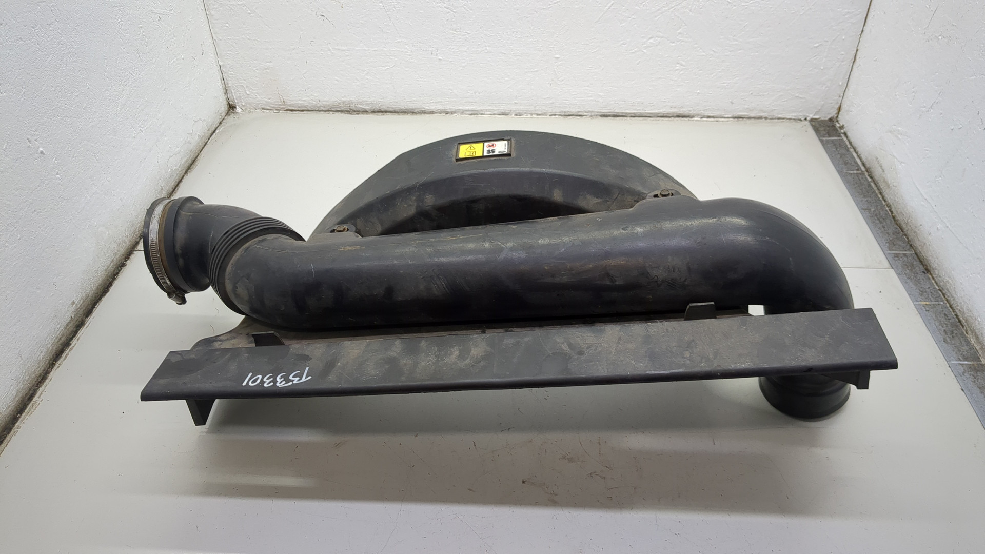 Патрубок воздушного фильтра