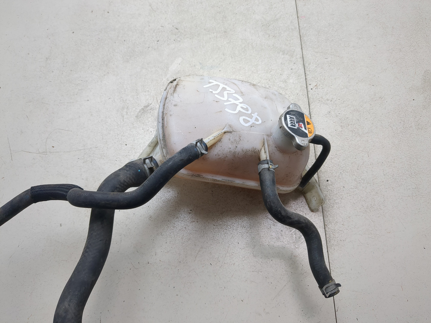 Бачок расширительный