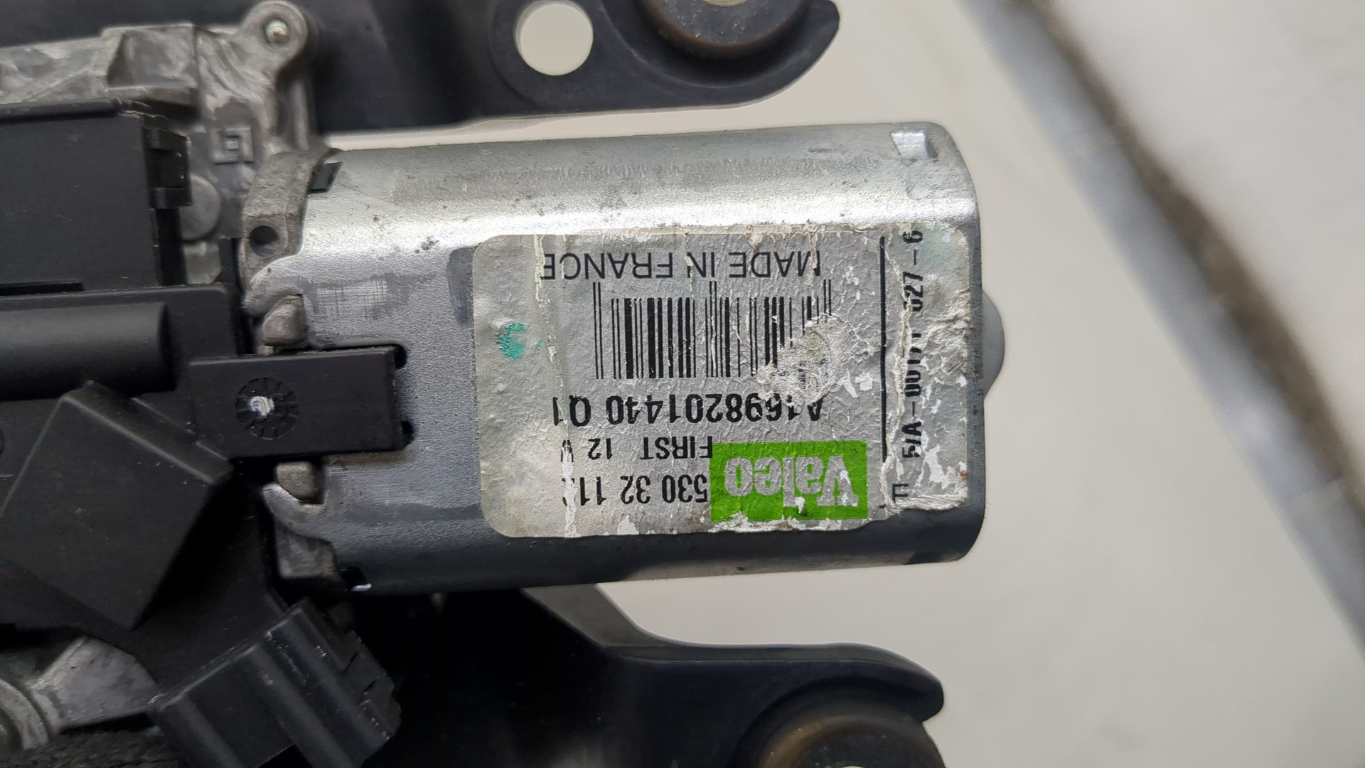 Моторчик стеклоочистителя задний