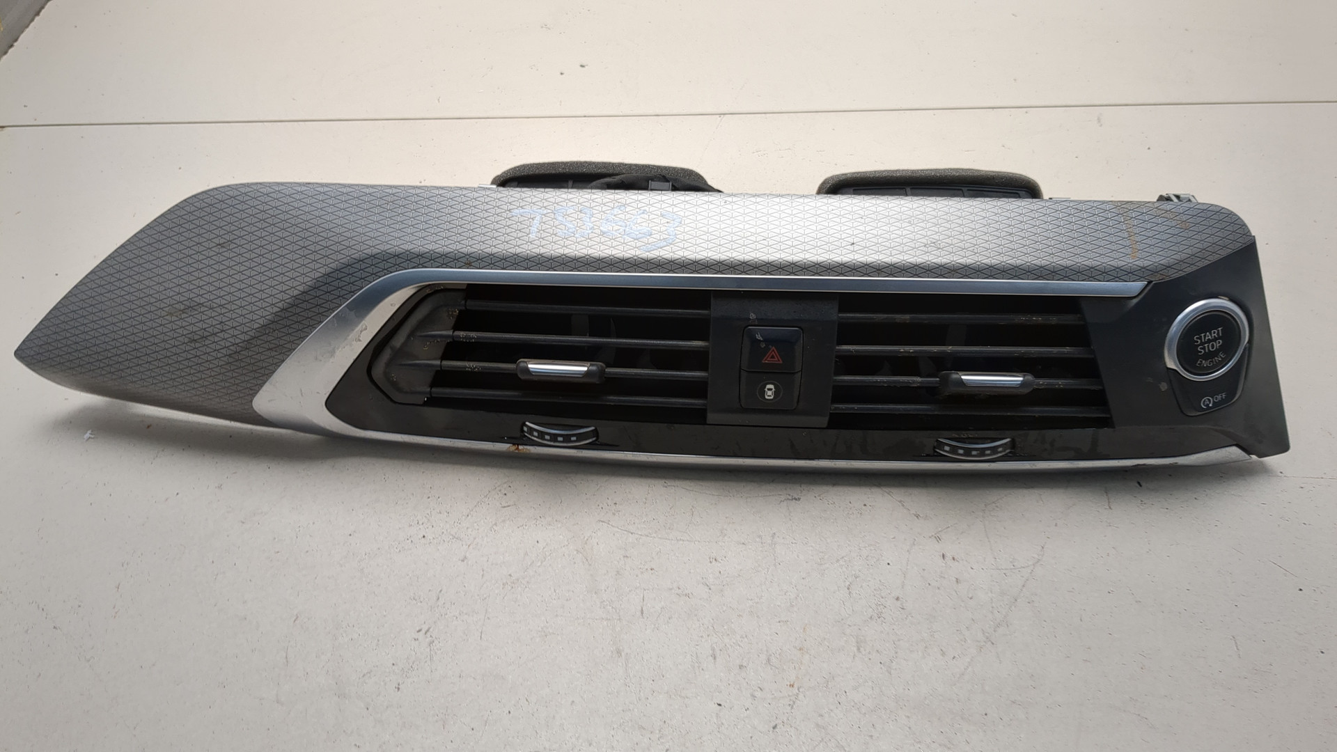 Дефлектор воздушный