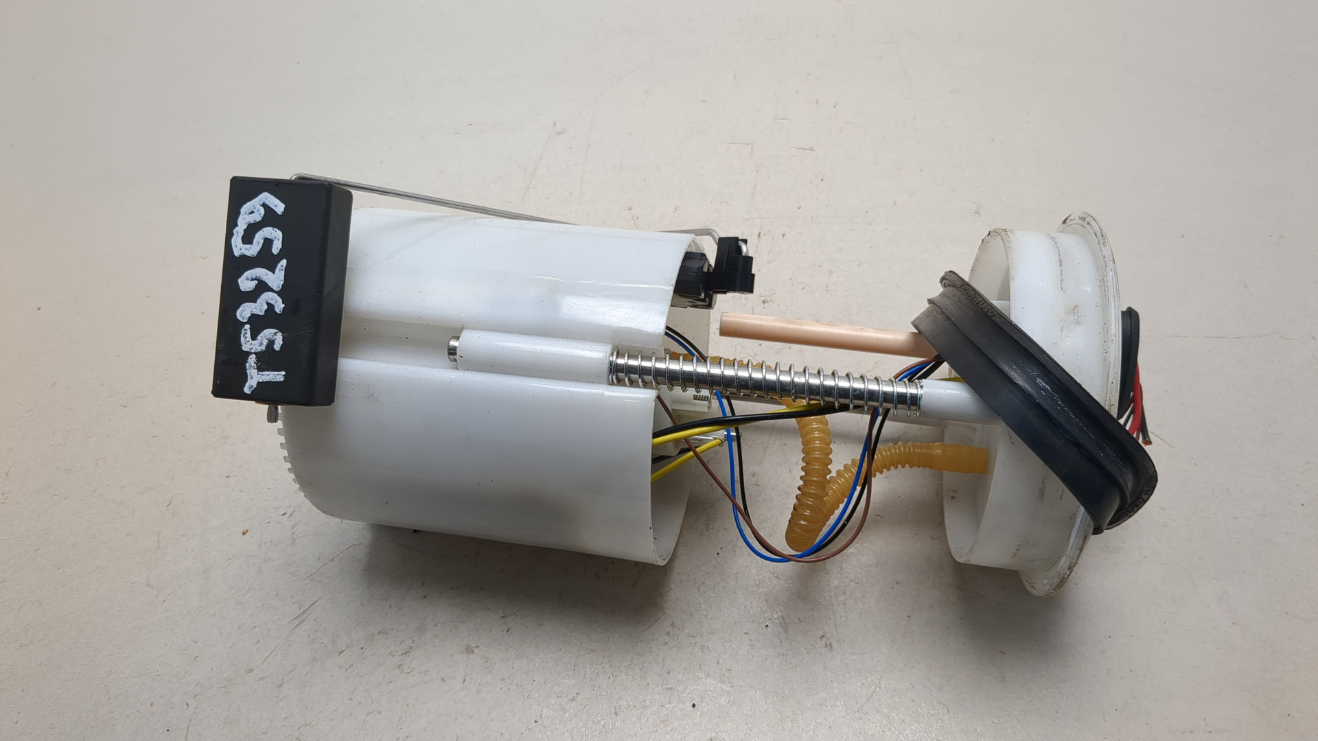 Насос топливный электрический