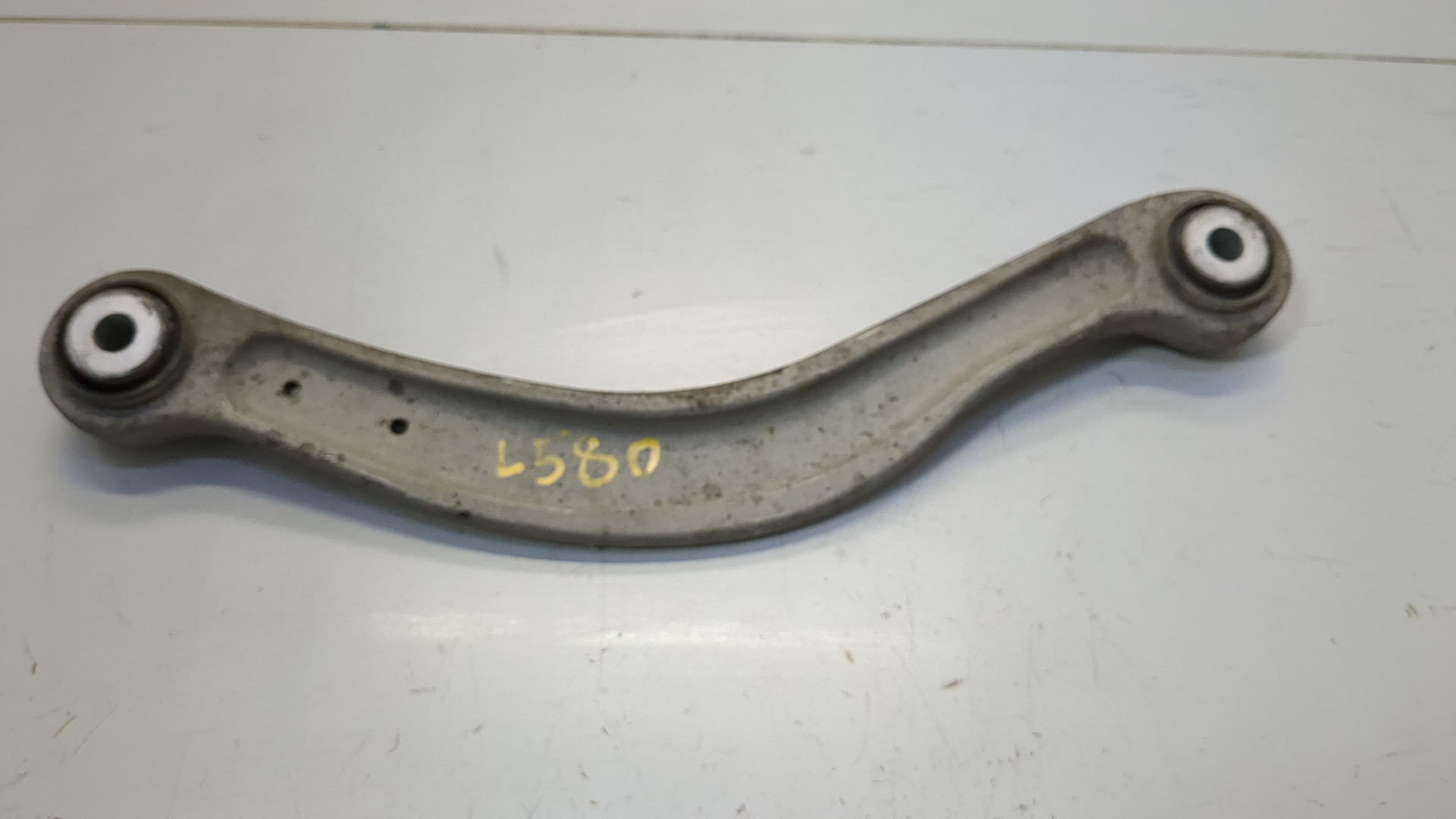 Рычаг задний