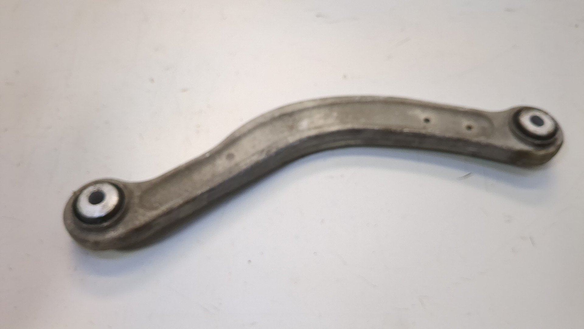 Рычаг задний