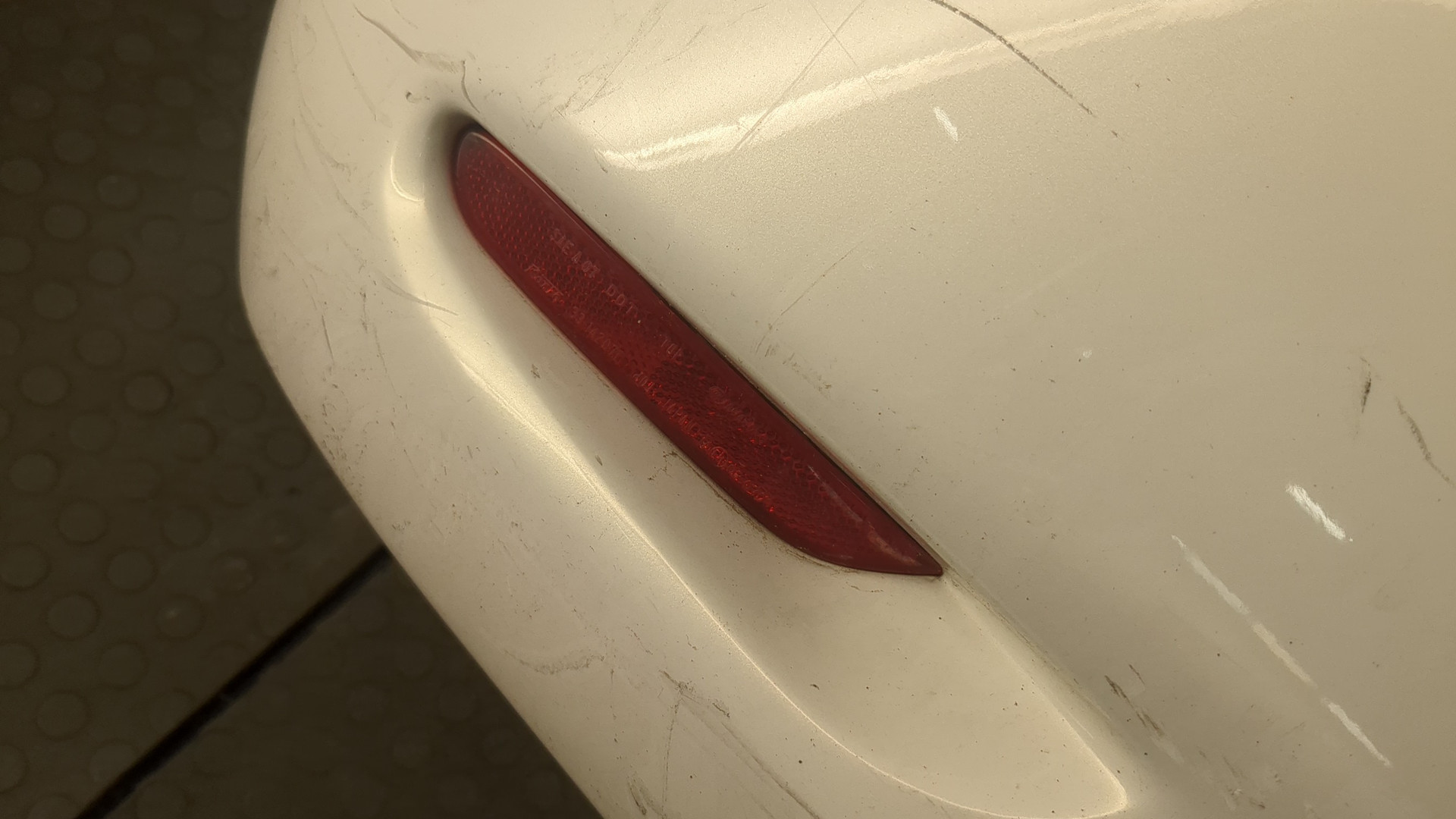 Бампер задний