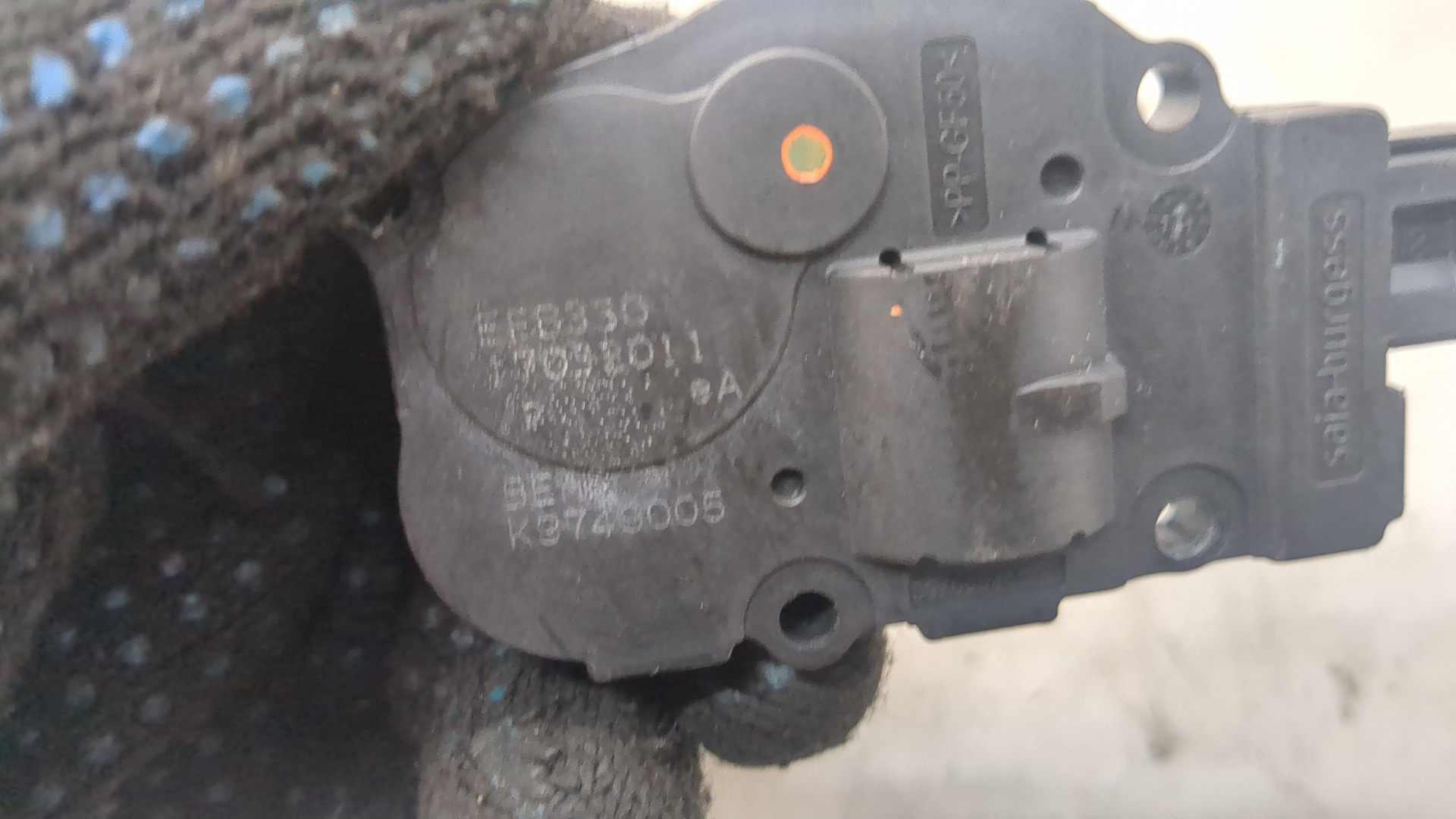 Моторчик заслонки печки