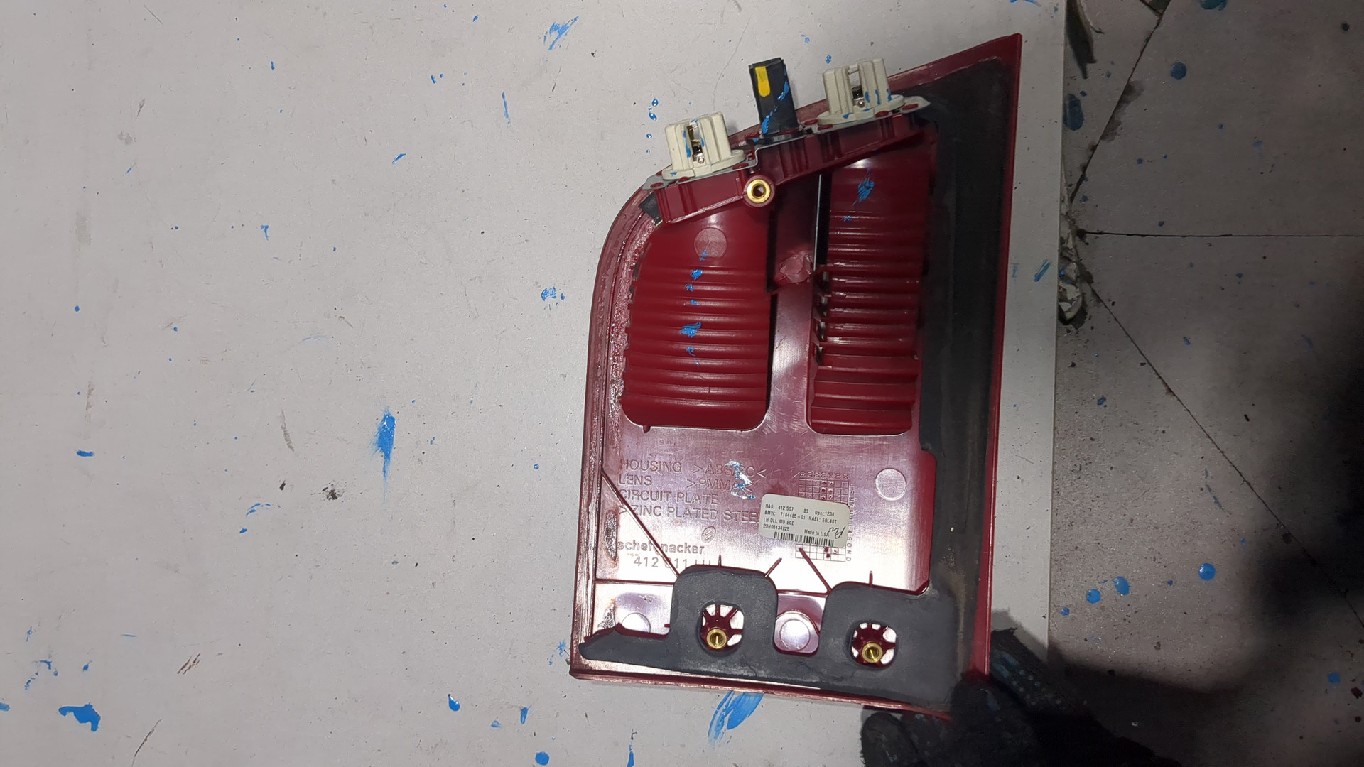 Фонарь задний внутренний левый