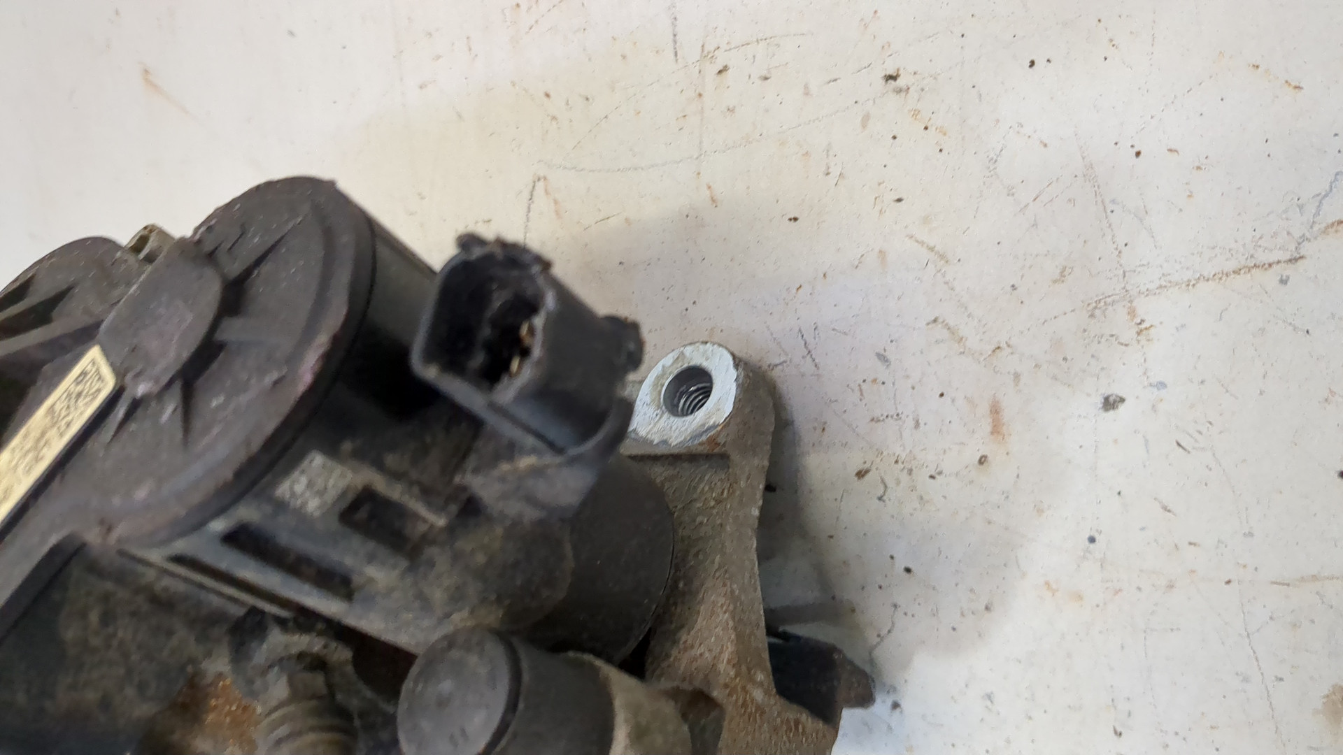 Суппорт задний правый