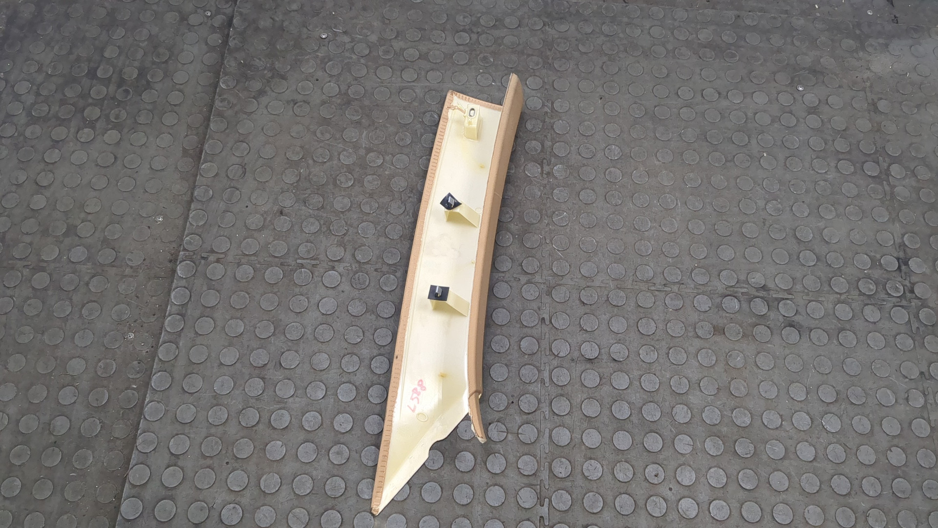 Обшивка стойки