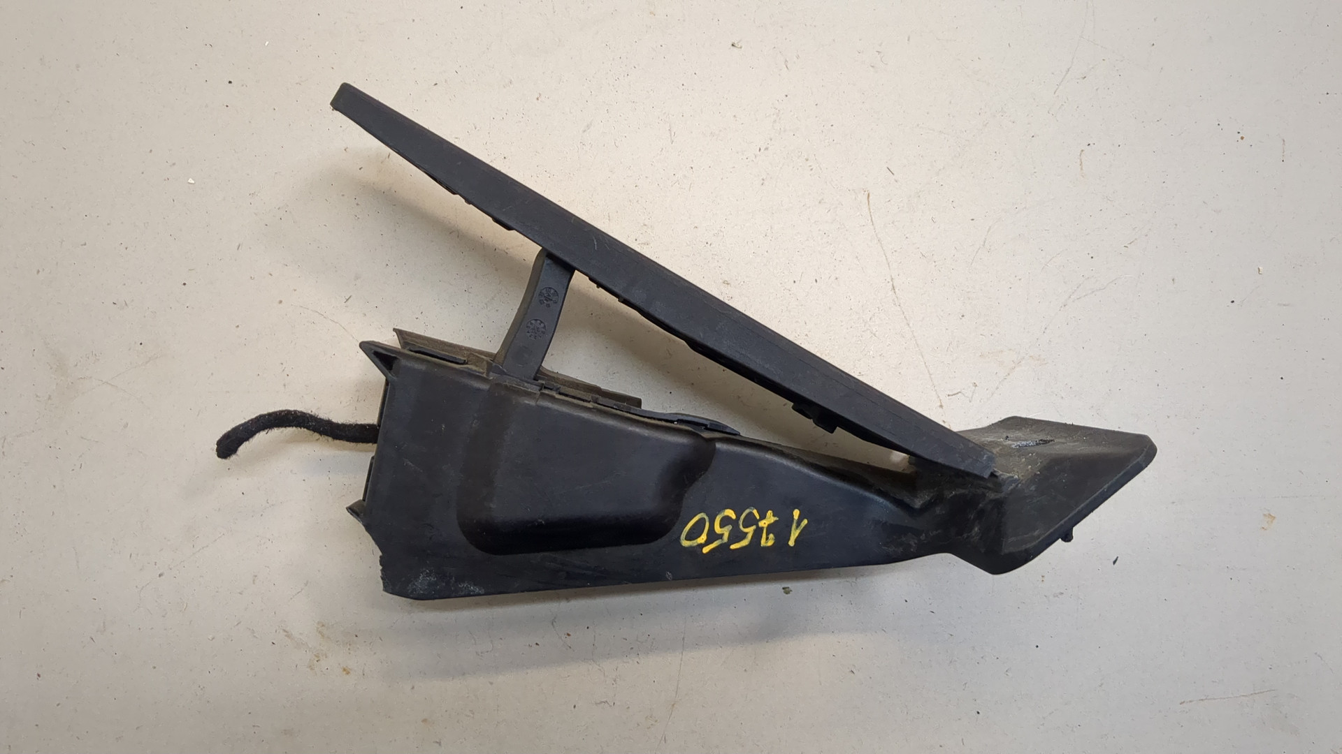 Педаль газа