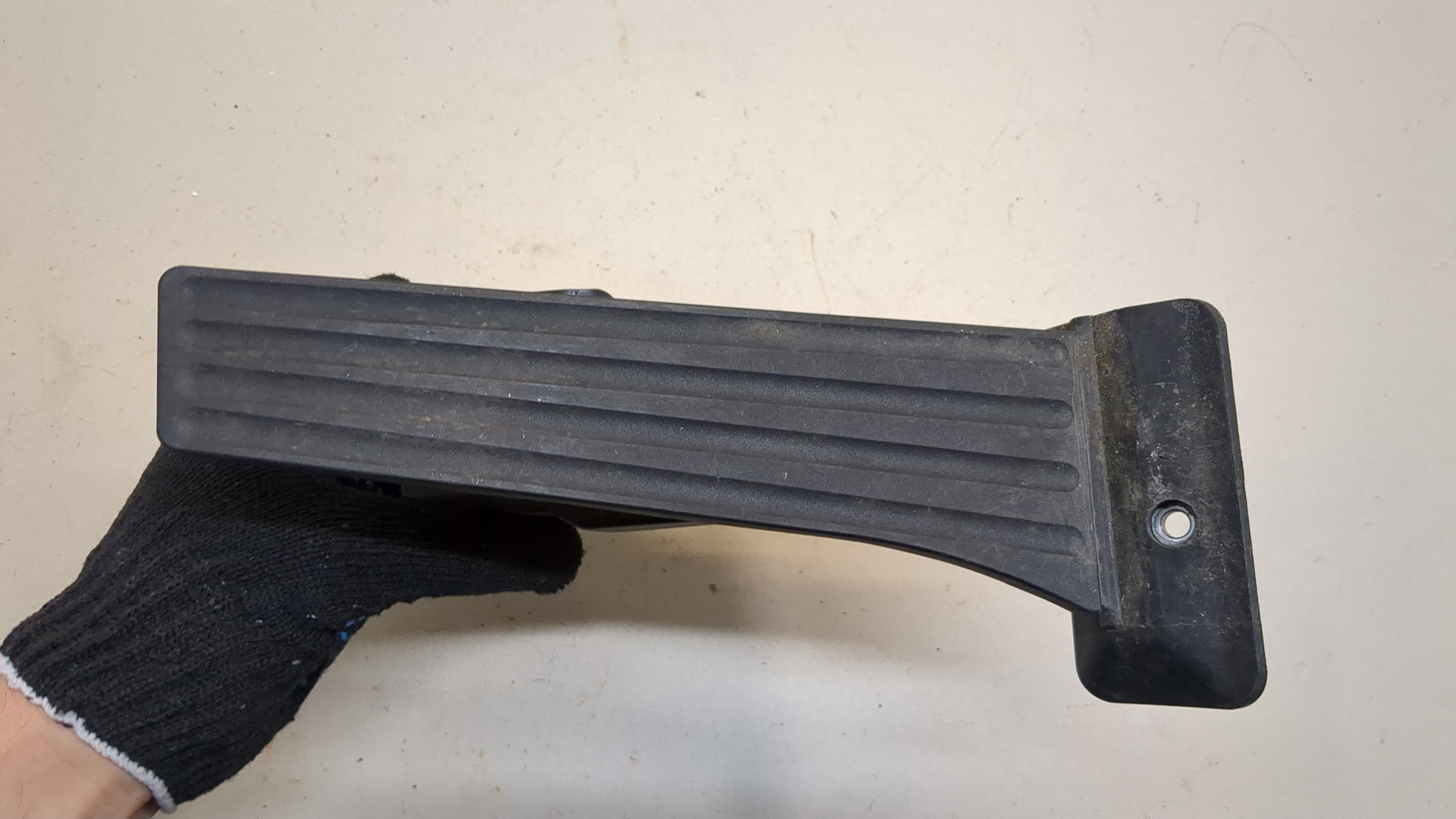 Педаль газа