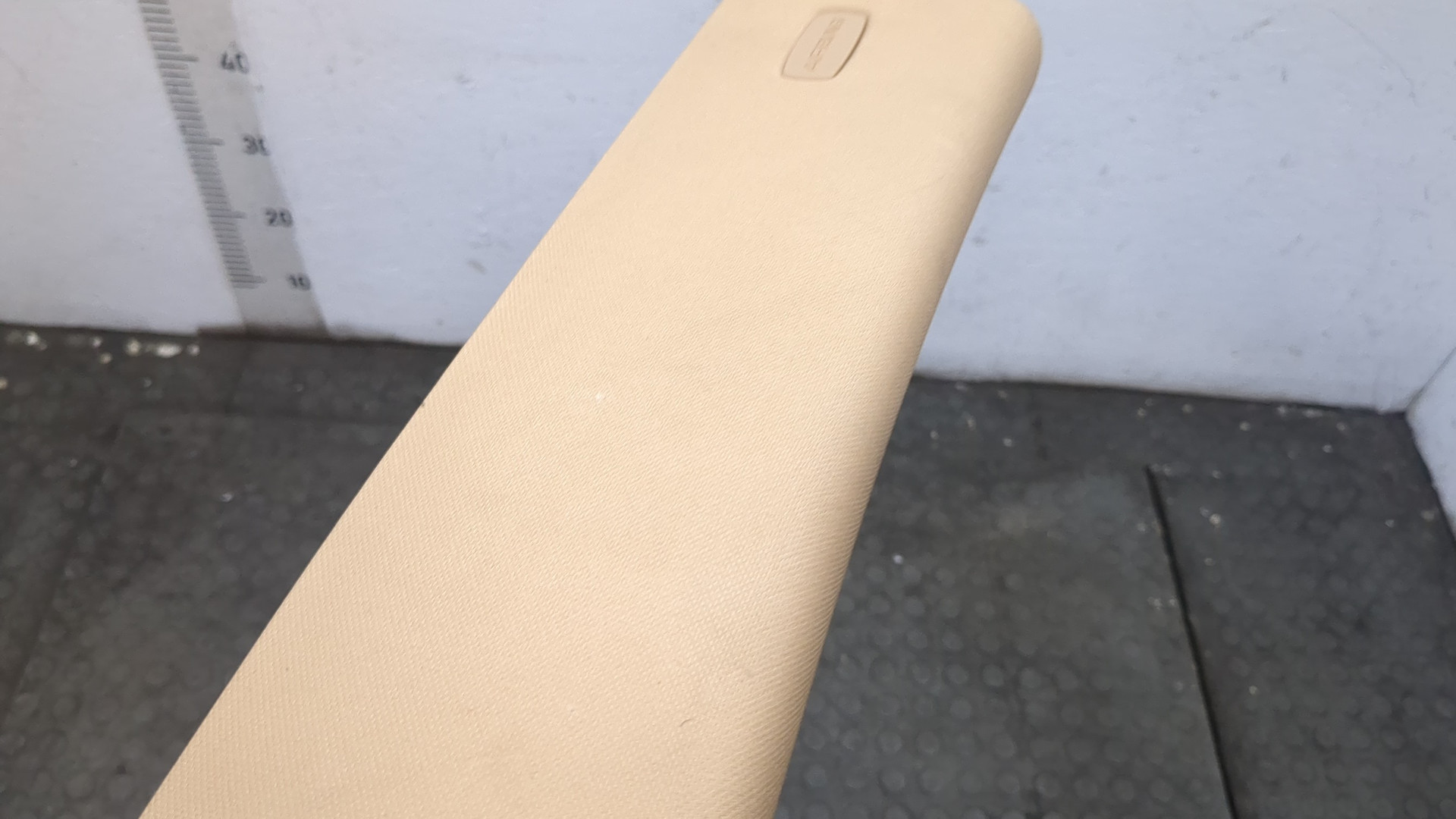 Обшивка стойки