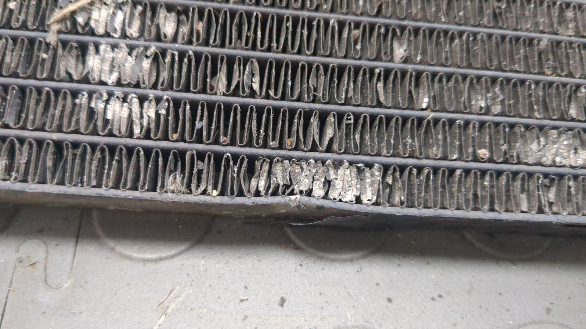 Радиатор кондиционера / конденсер