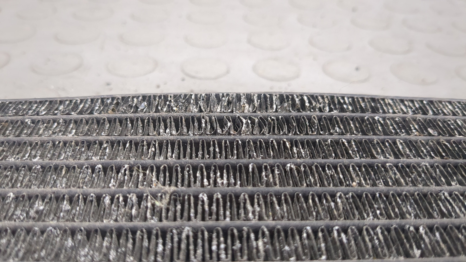 Радиатор кондиционера / конденсер