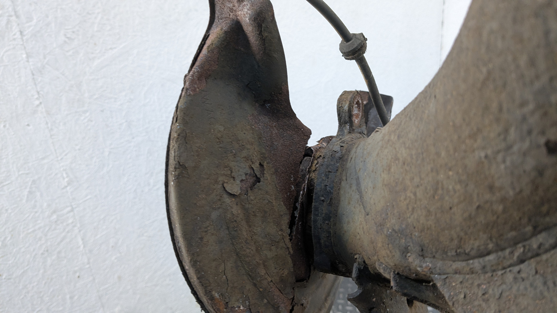 Балка задняя