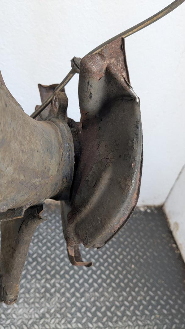 Балка задняя