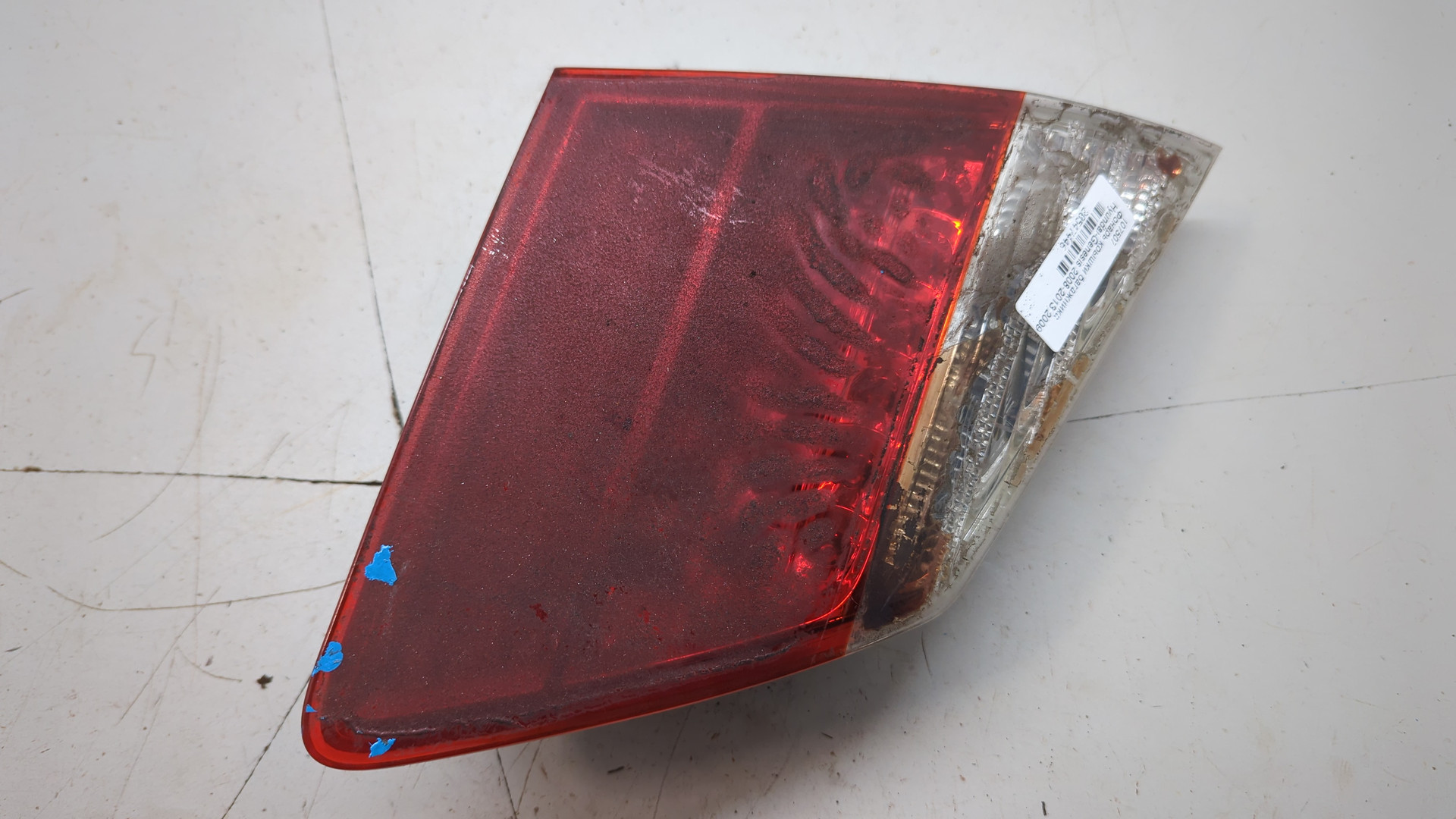 Фонарь задний внутренний левый