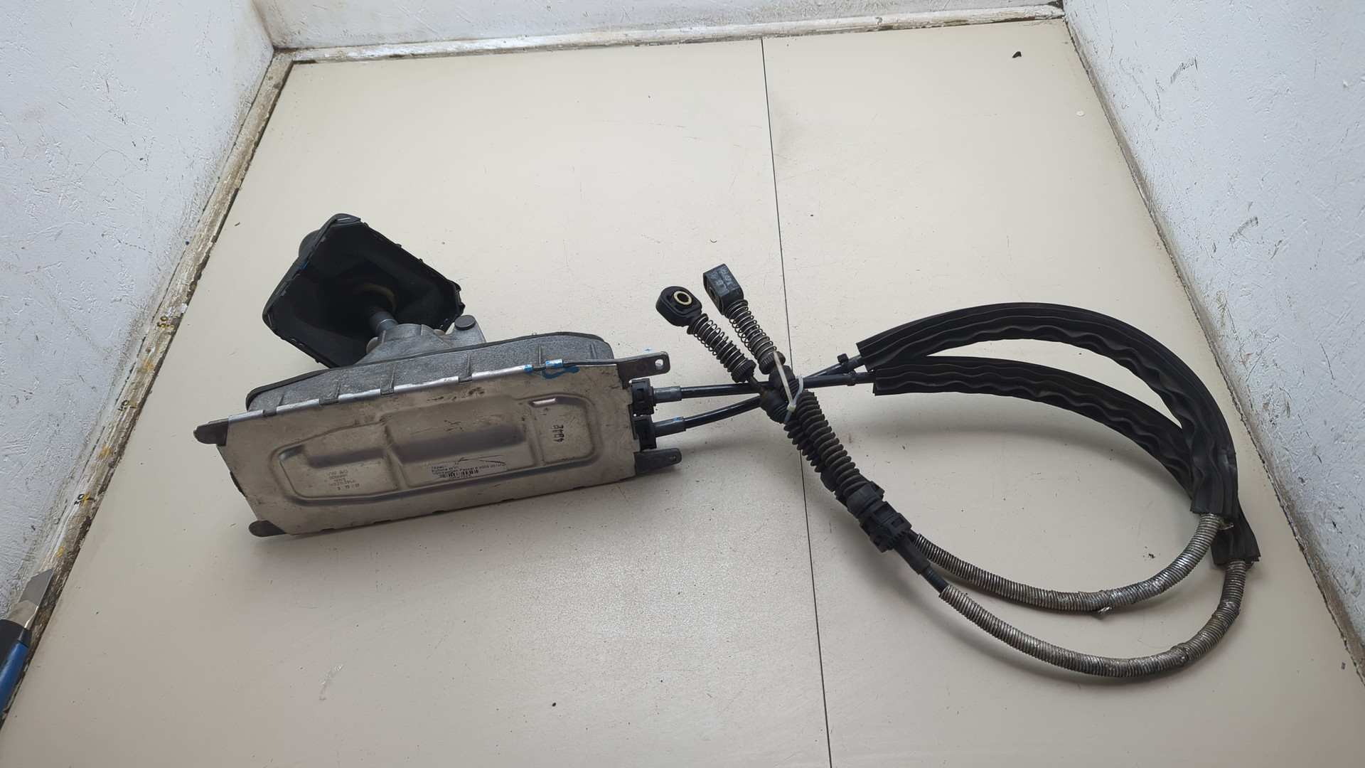 Кулиса МКПП / АКПП