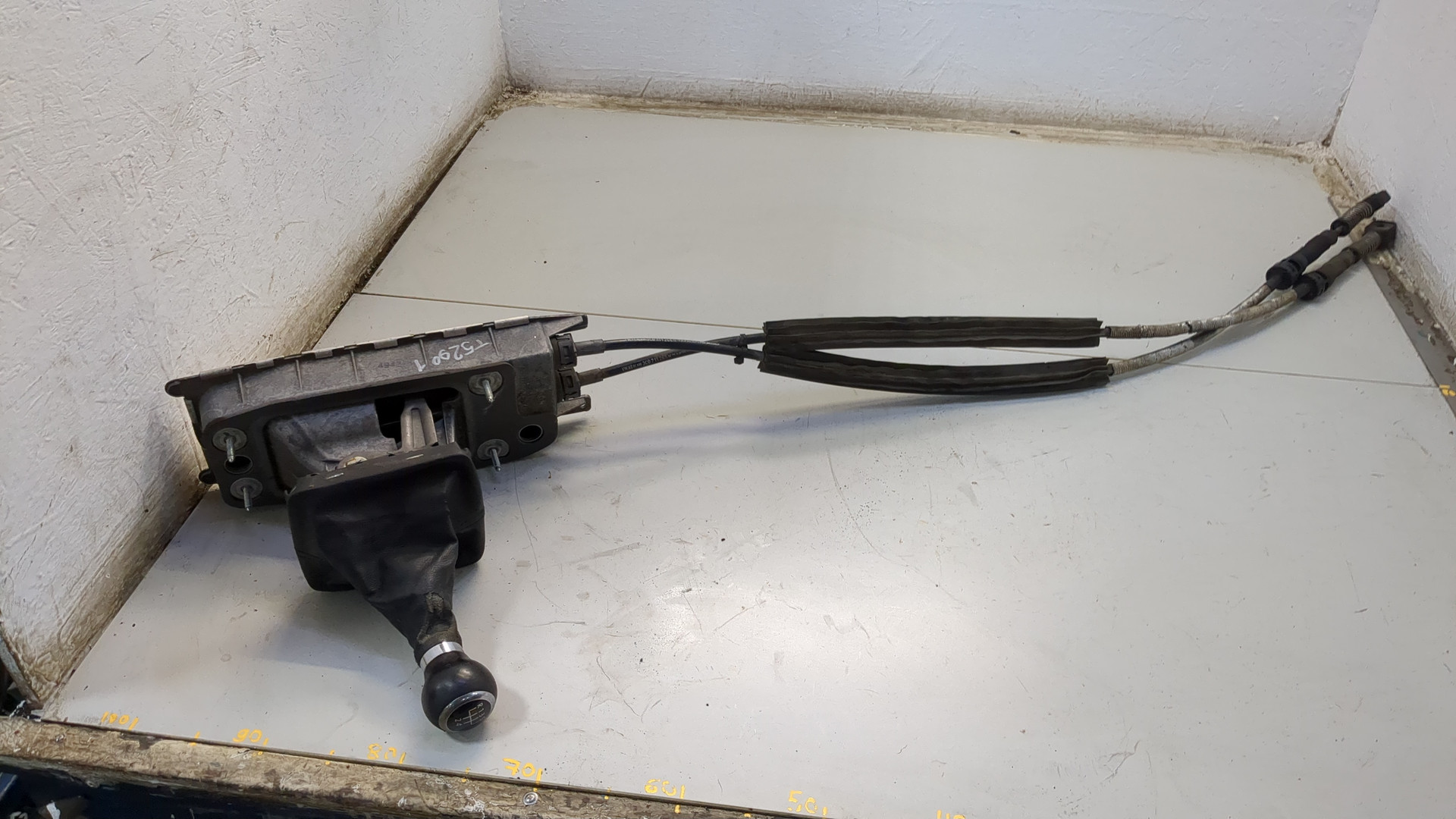 Кулиса МКПП / АКПП