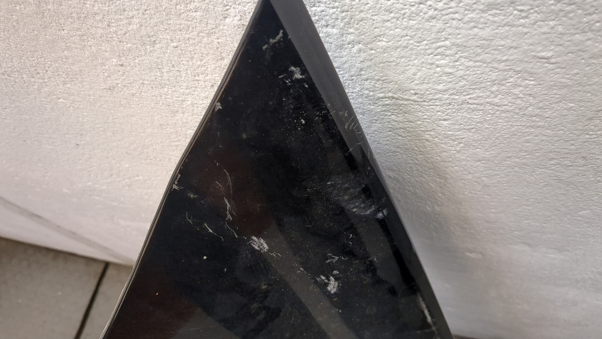 Крыло переднее левое