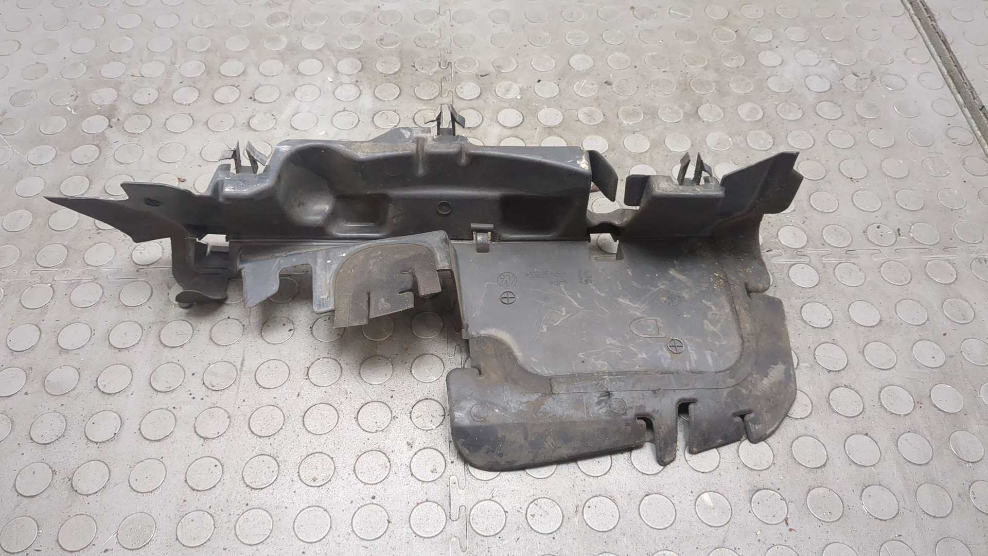 Диффузор вентилятора