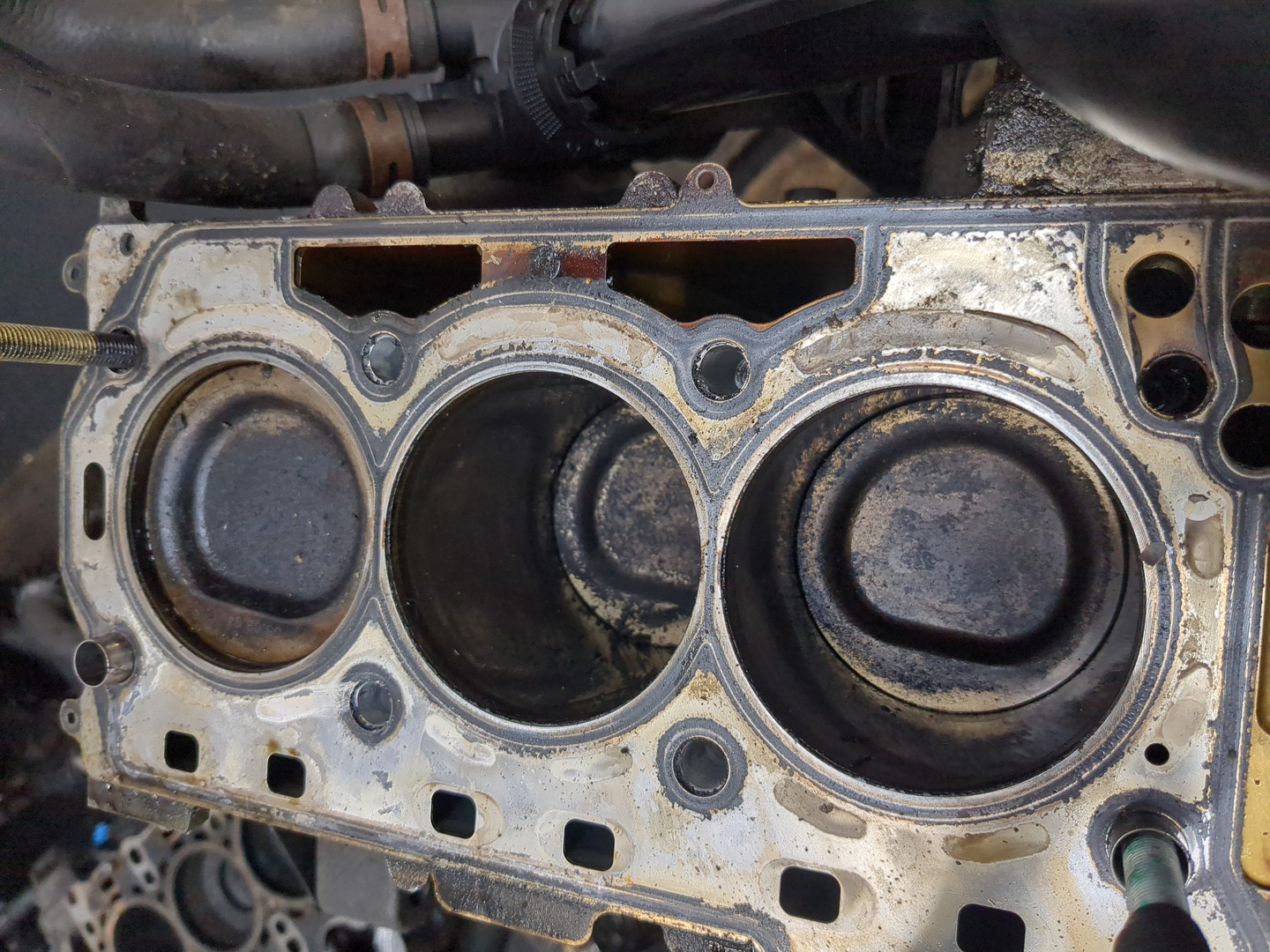 Блок двигателя