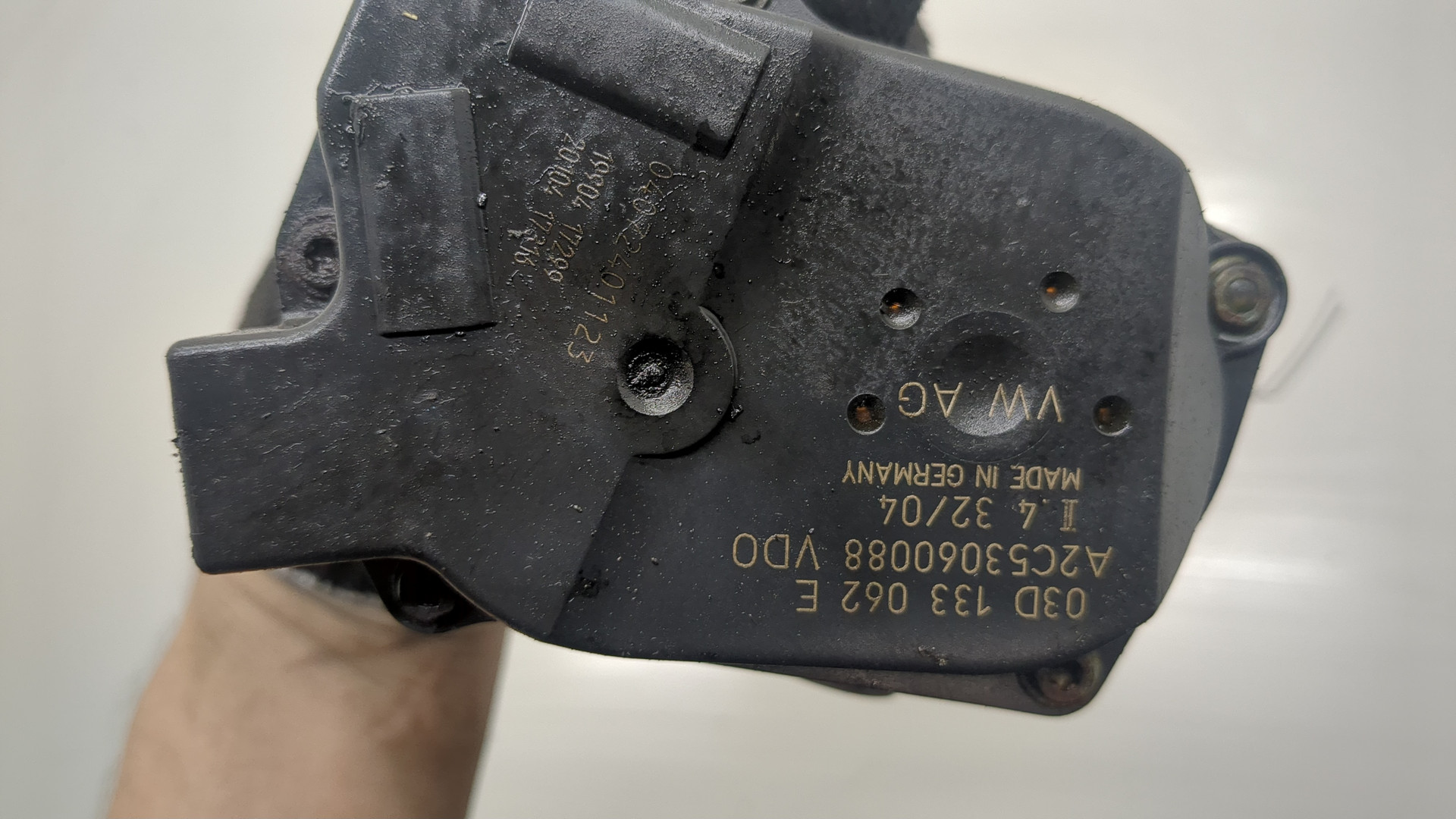 Заслонка дроссельная электрическая