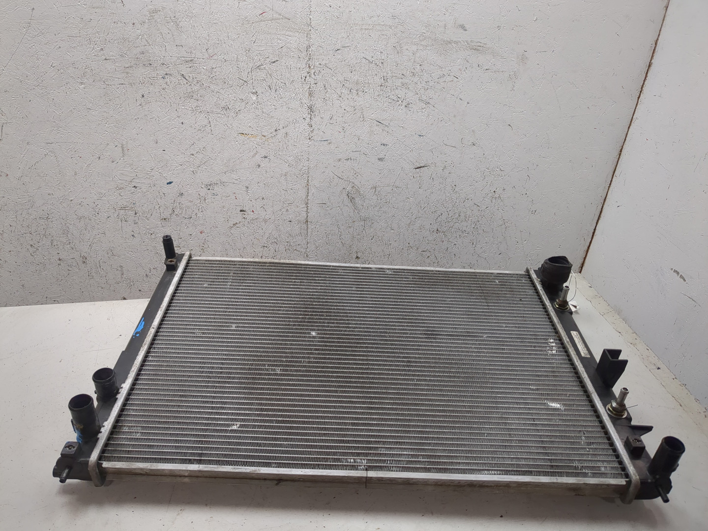 Радиатор охлаждения двигателя основной