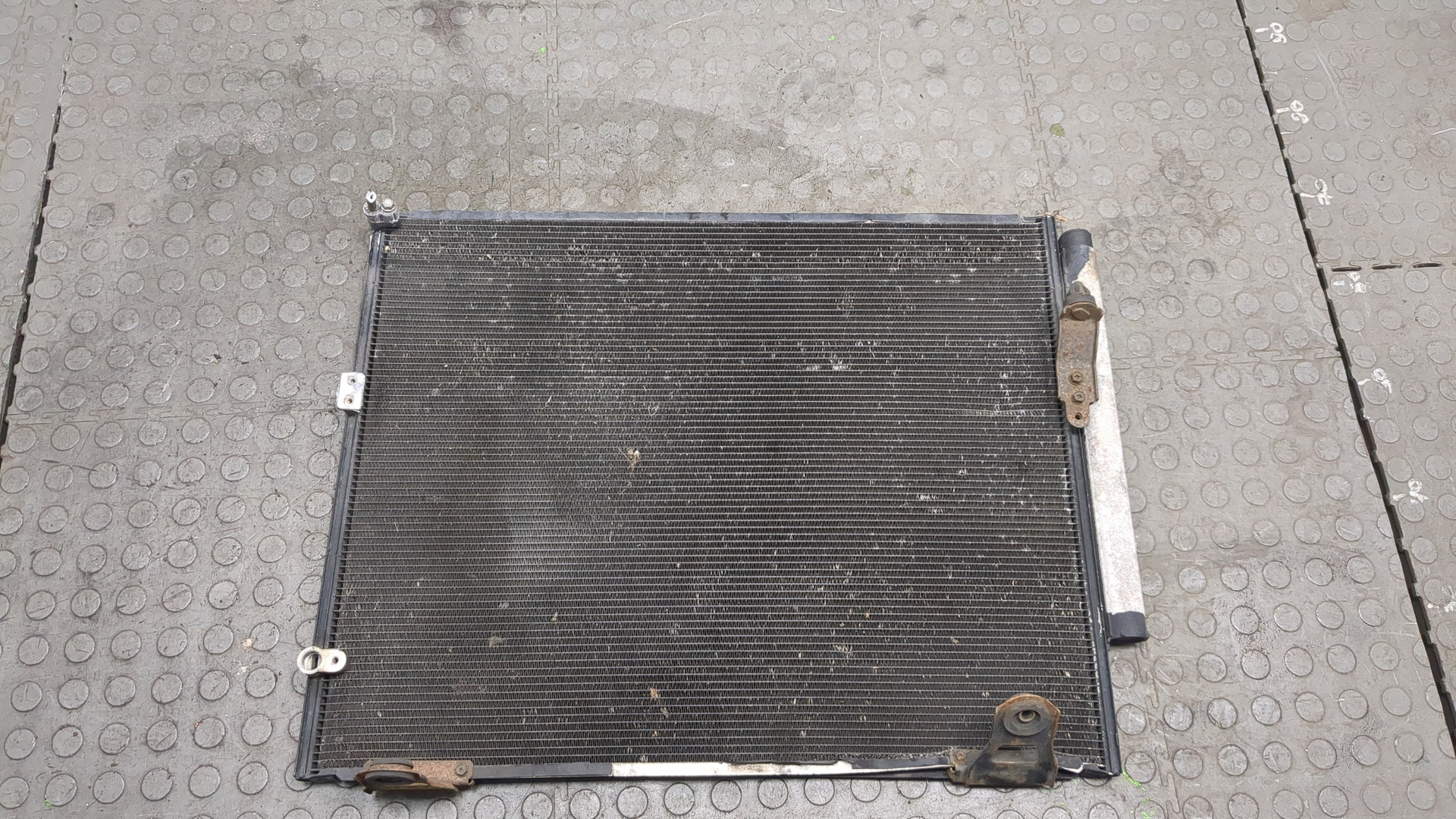 Радиатор кондиционера / конденсер