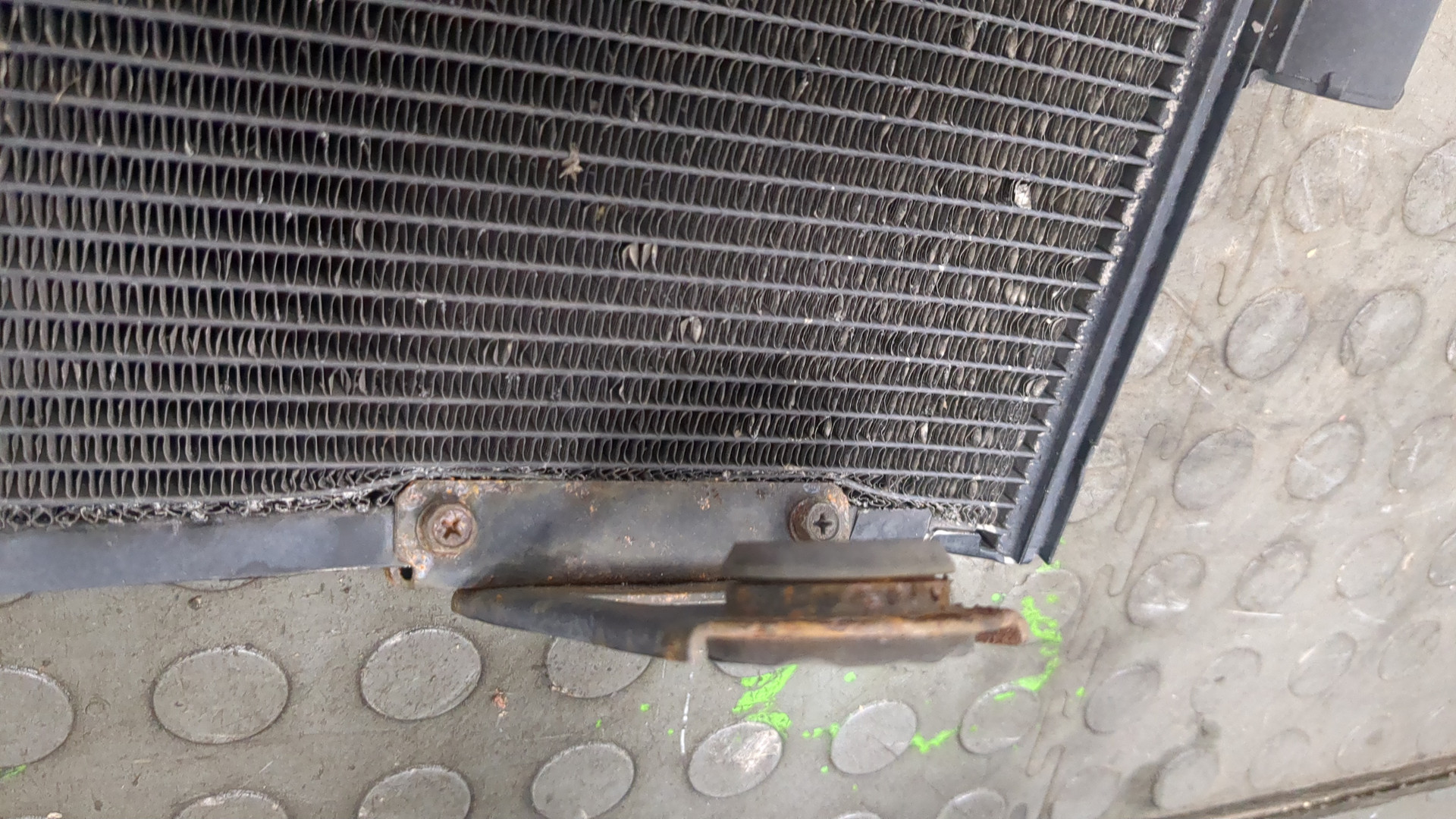 Радиатор кондиционера / конденсер