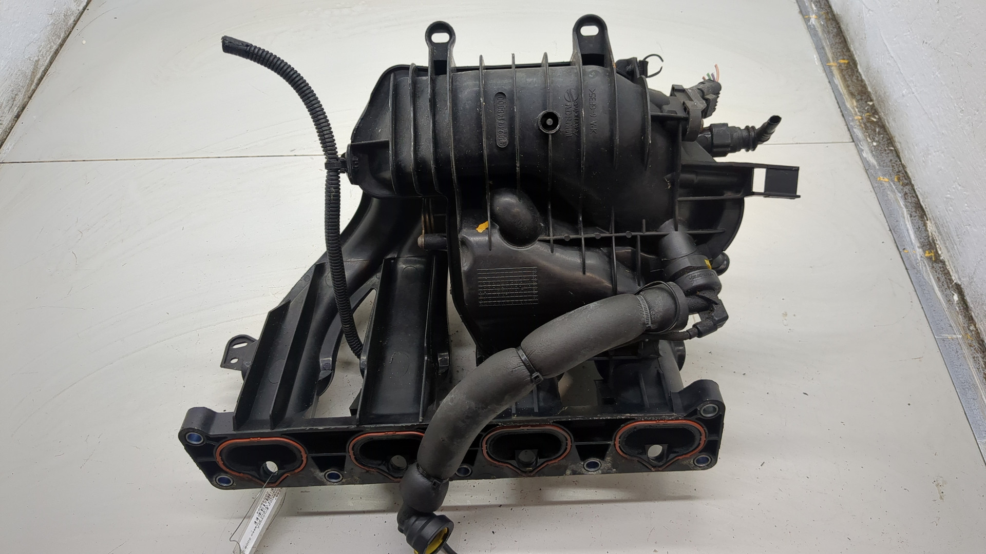 Коллектор впускной