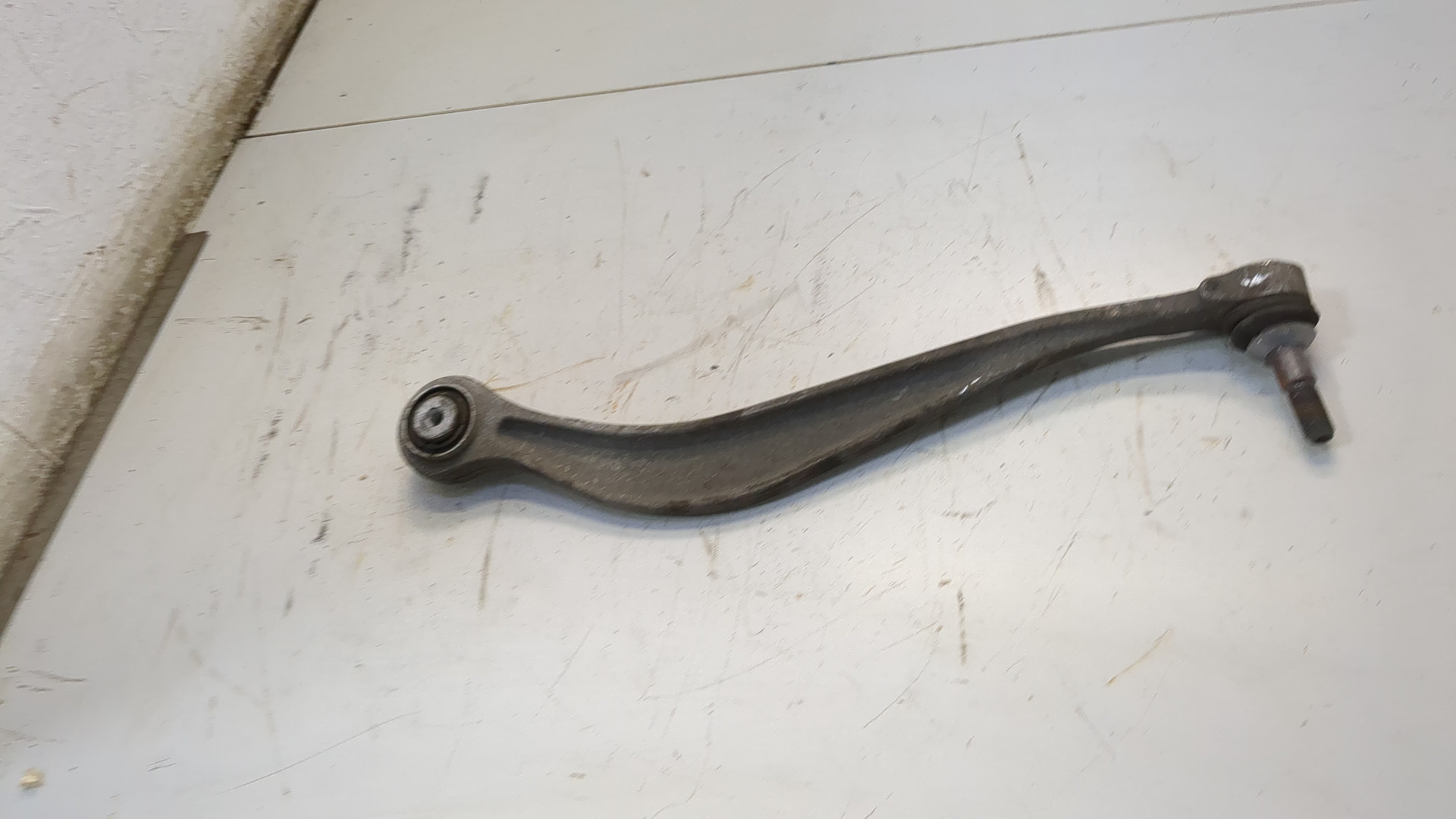 Рычаг задний правый