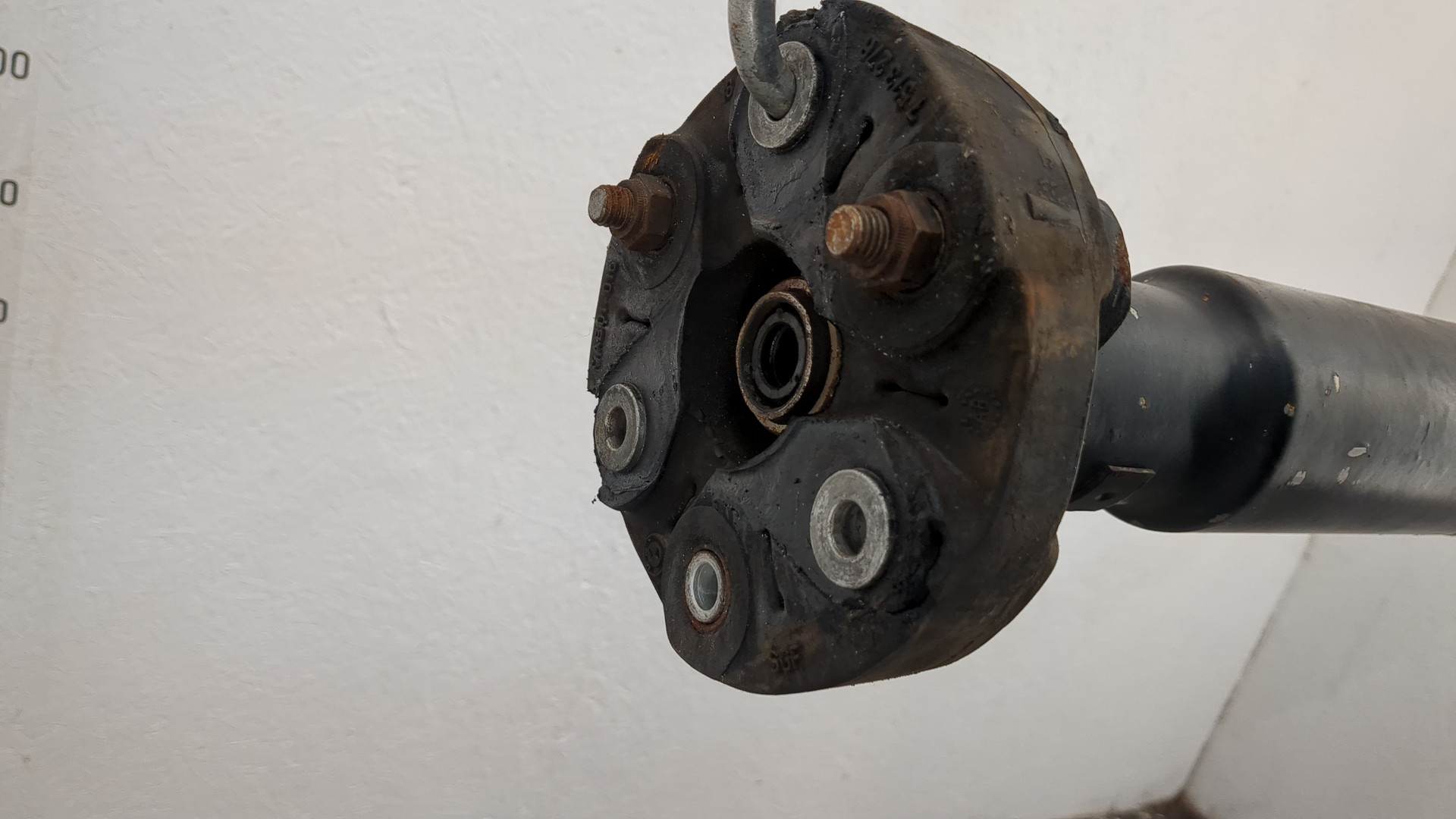 Вал карданный задний