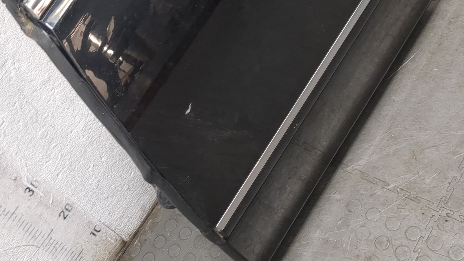 Дверь задняя левая