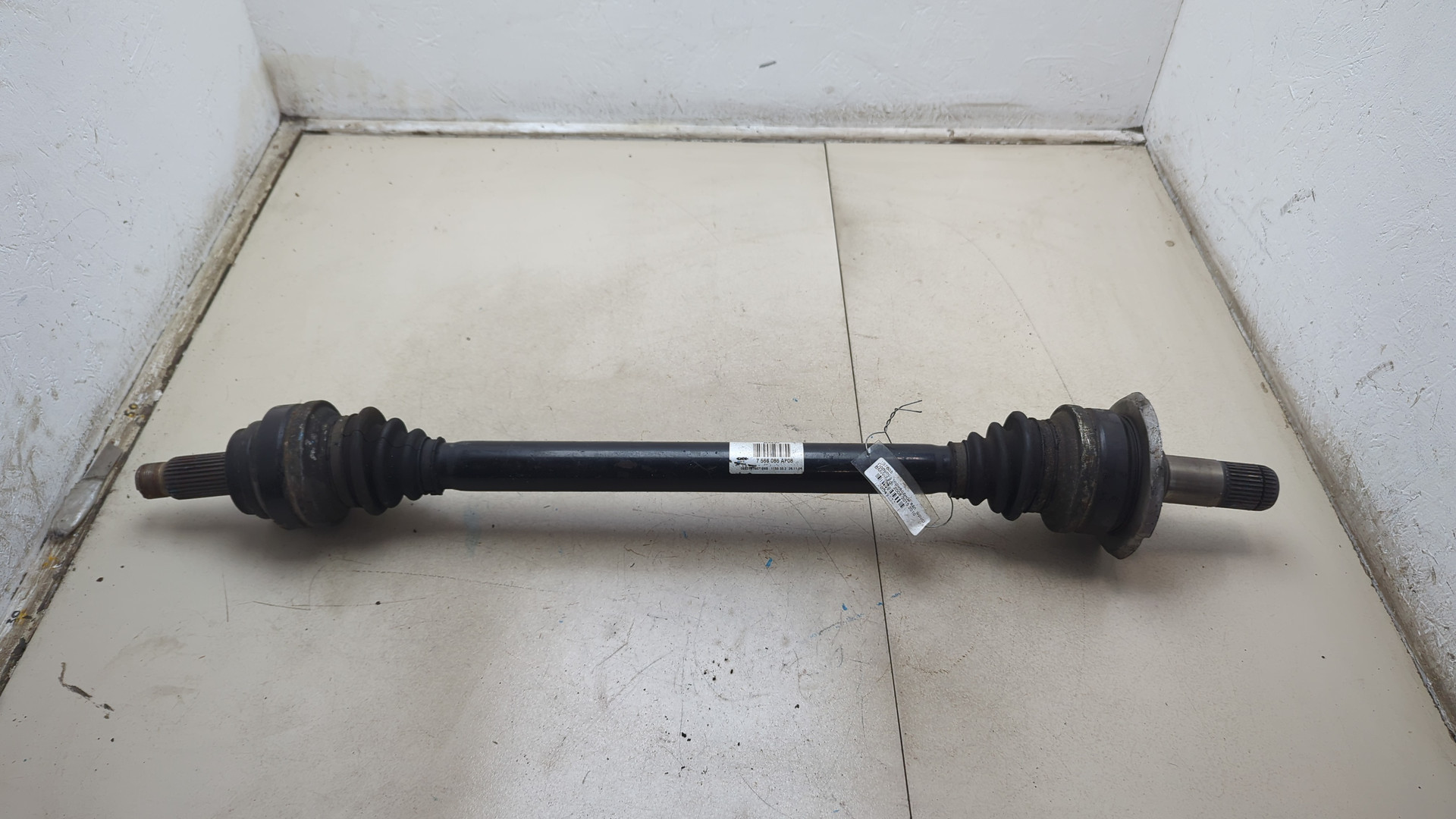 Полуось задняя