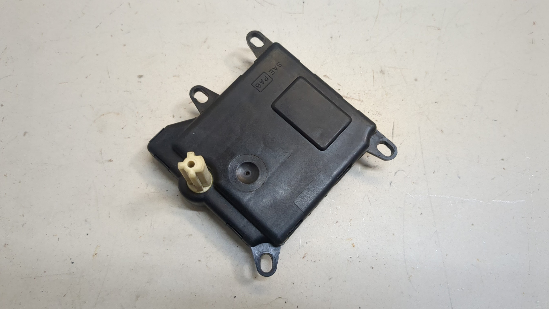 Моторчик заслонки печки