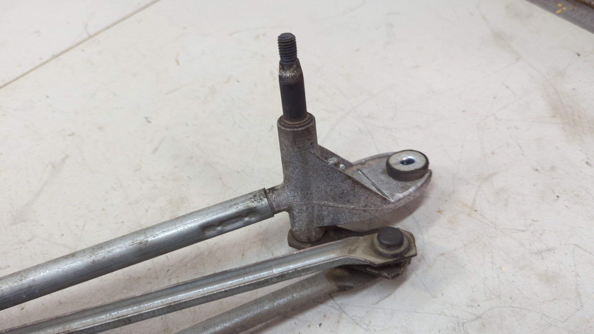 Трапеция стеклоочистителей